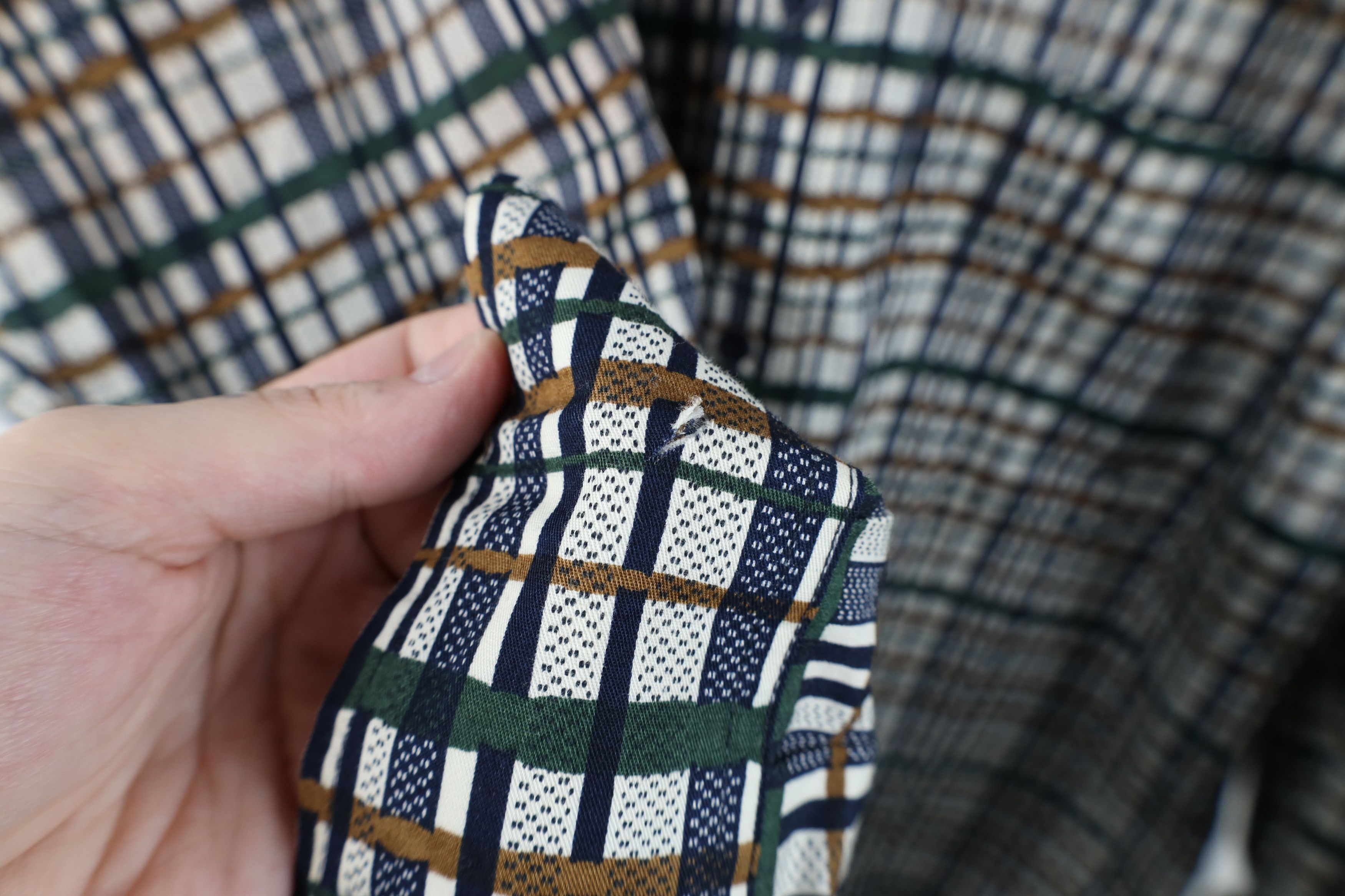 Vintage Vintage 90s Streetwear Collared Button Down Shirt Plaid Size US L / EU 52-54 / 3 - 7 Thumbnail