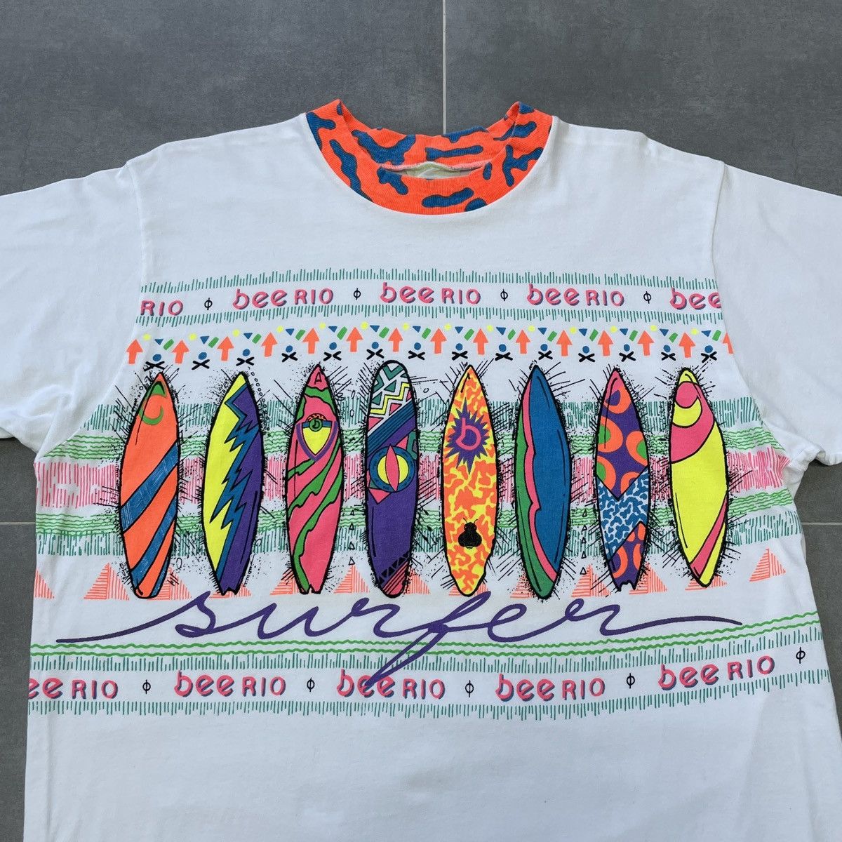 Vintage Vintage Bee Rio Surfing T-Shirt Size M Size US M / EU 48-50 / 2 - 5 Thumbnail