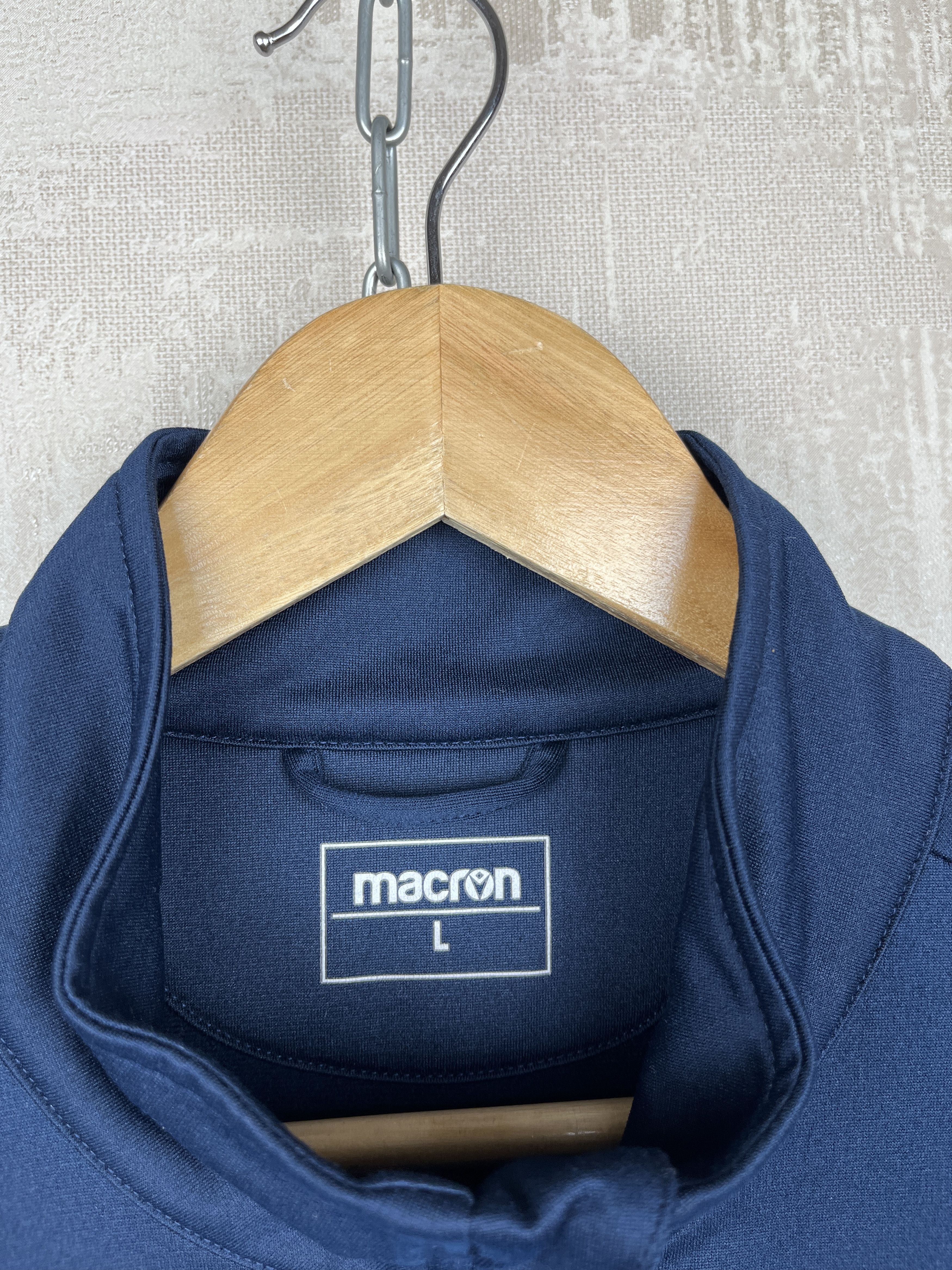 Macron Nottingham Forest FC Football Soccer Training Pullover Size US L / EU 52-54 / 3 - 4 Thumbnail