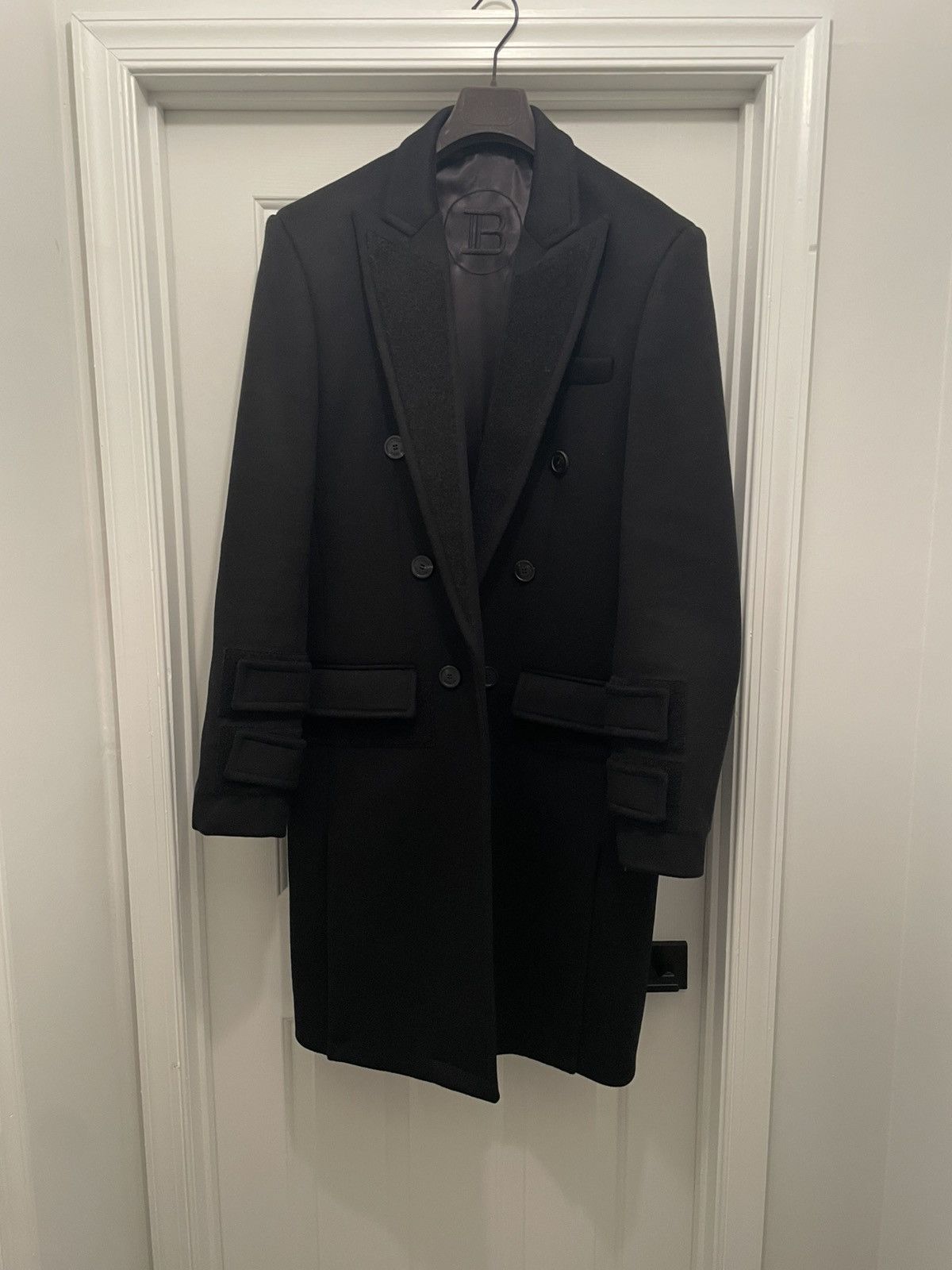 Balmain Black Velcro Strap Coat Size US L / EU 52-54 / 3 - 1 Thumbnail