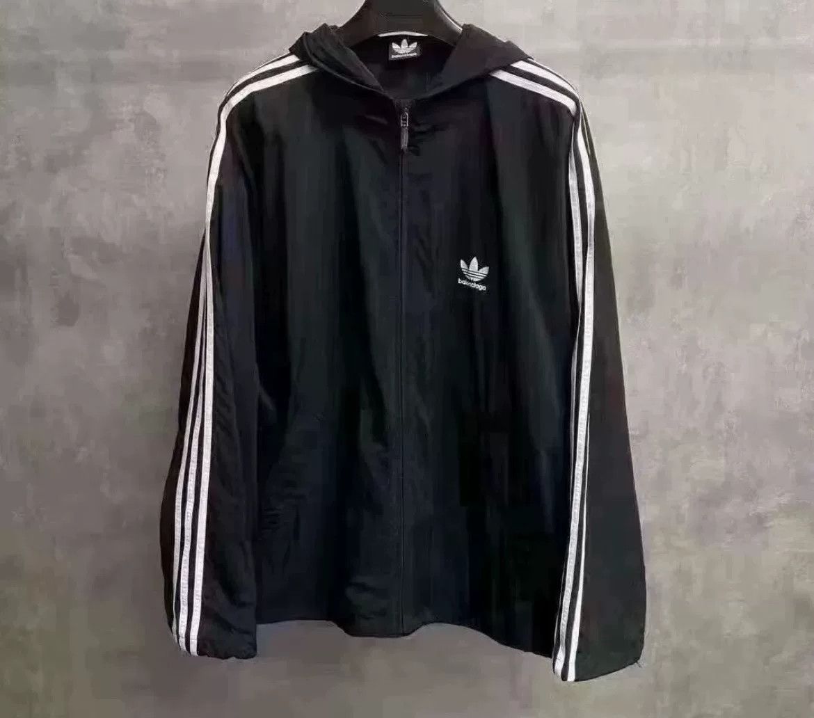 Balenciaga Balenciaga Adidas Collaborative Windbreaker Jacket Size US XS / EU 42 / 0 - 1 Thumbnail