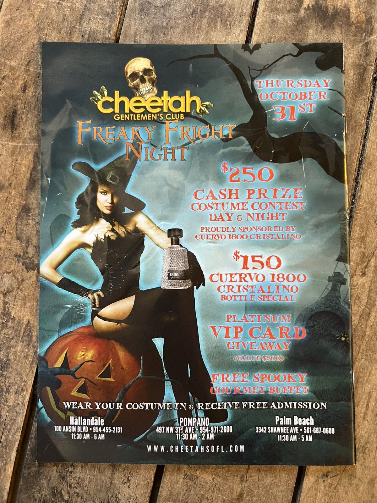 Vintage XCITEMENT Magazine - October 2019 - Bellzora Cover Size ONE SIZE - 2 Thumbnail