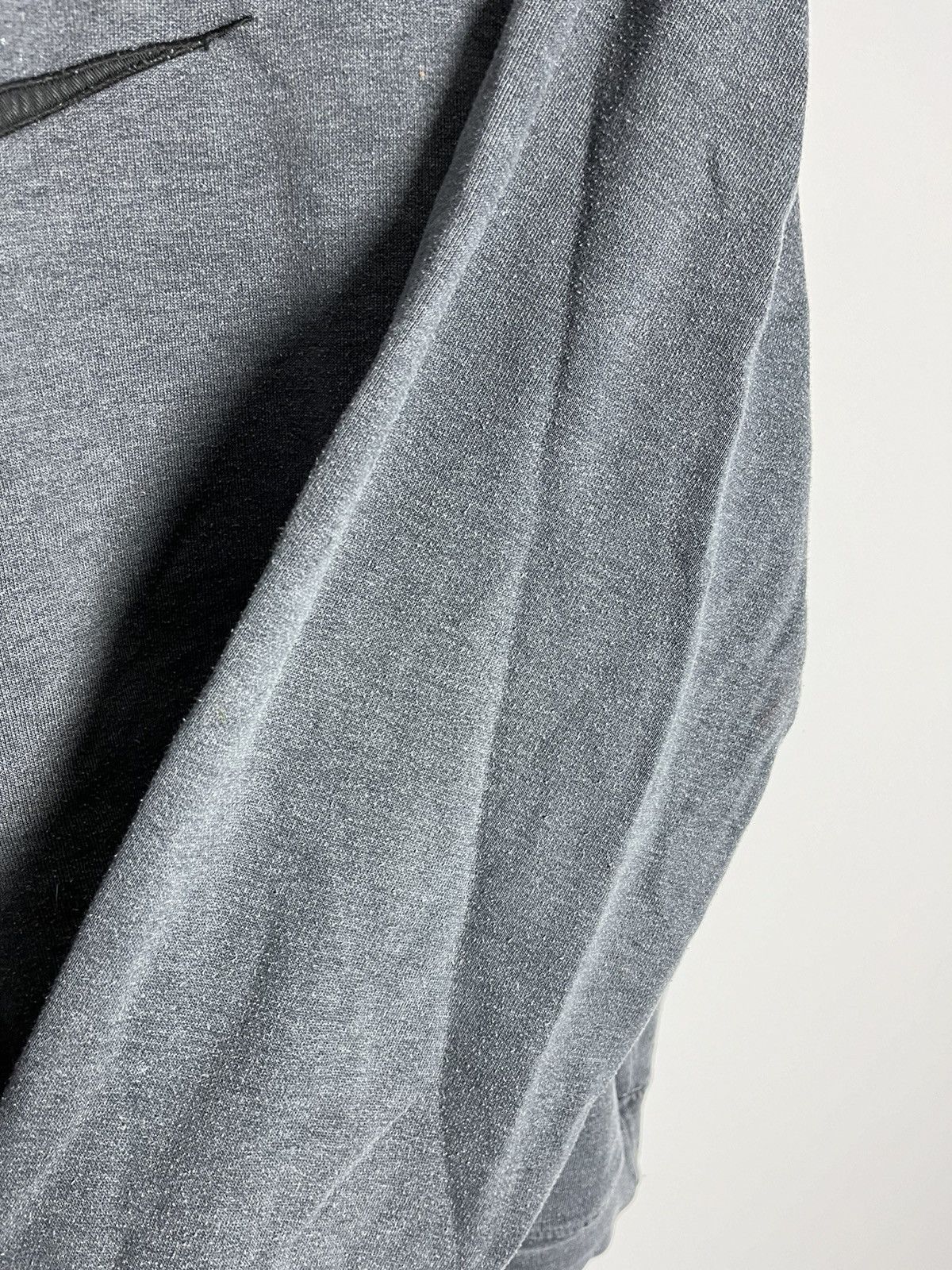 Nike × Vintage Vintage Nike distressed thrashed crewneck sweatshirt y2k Size US M / EU 48-50 / 2 - 8 Thumbnail