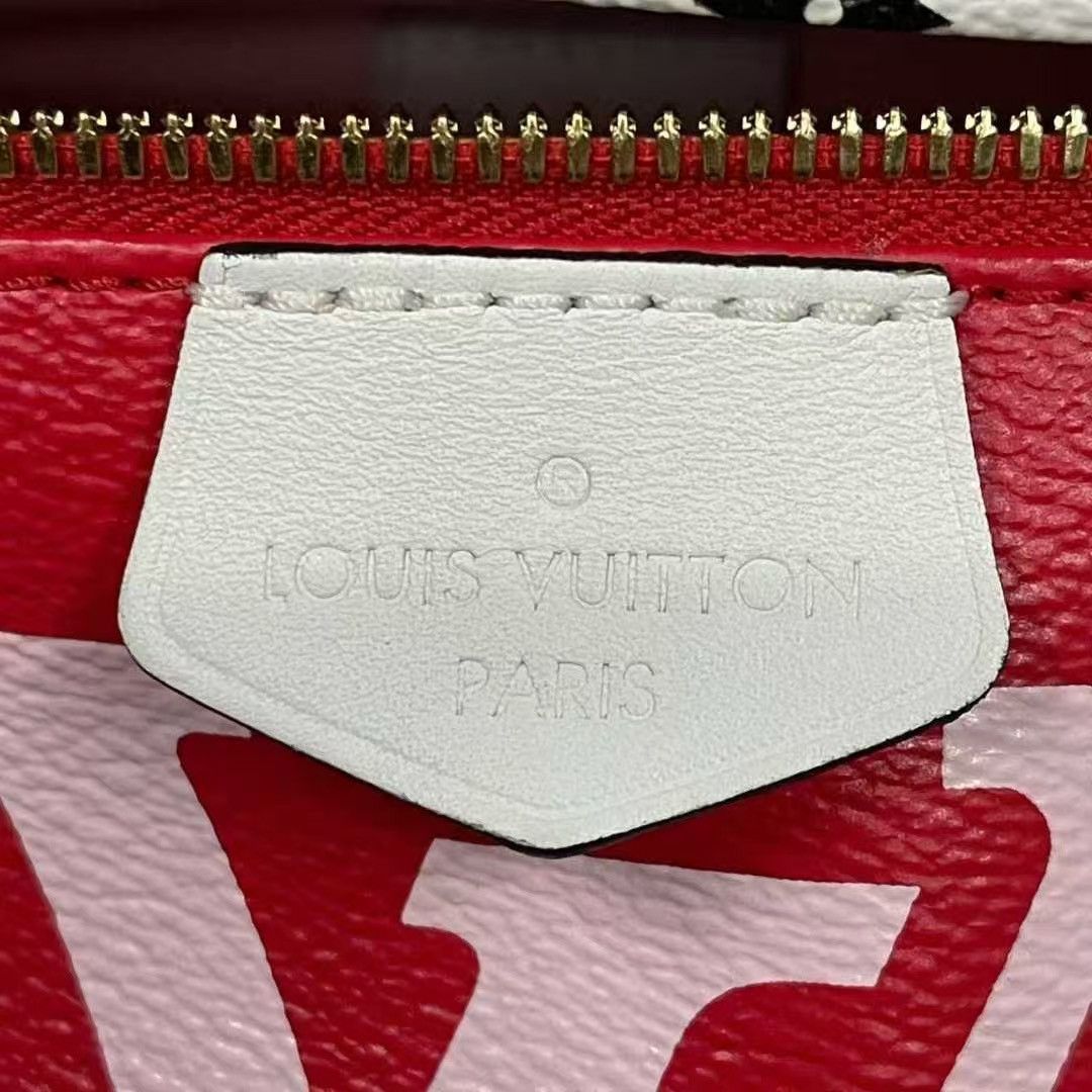 Louis Vuitton Louis Vuitton Giant Monogram Red Hand Shoulder Bumbag Rouge Size ONE SIZE - 7 Thumbnail
