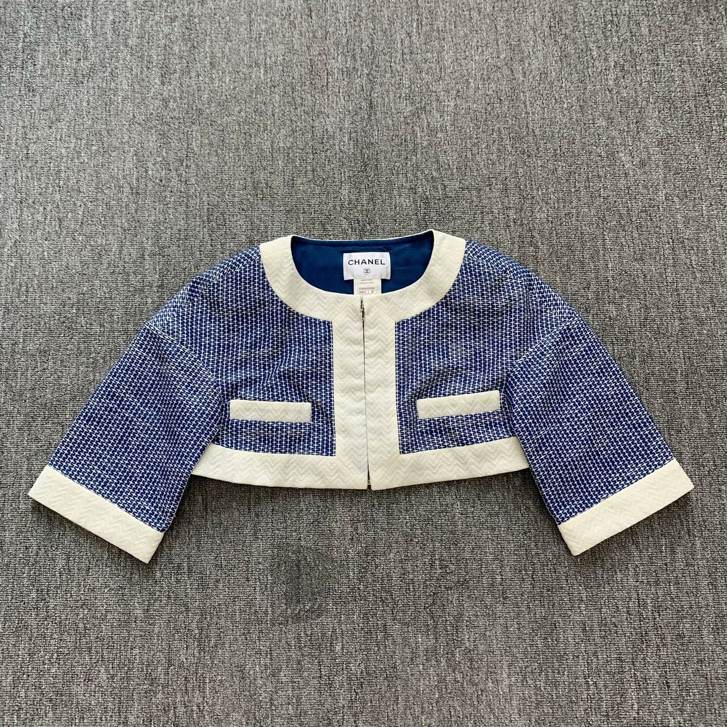 Chanel Chanel Cropped Blue Jacket 36 Women Size S / US 4 / IT 40 - 1 Thumbnail