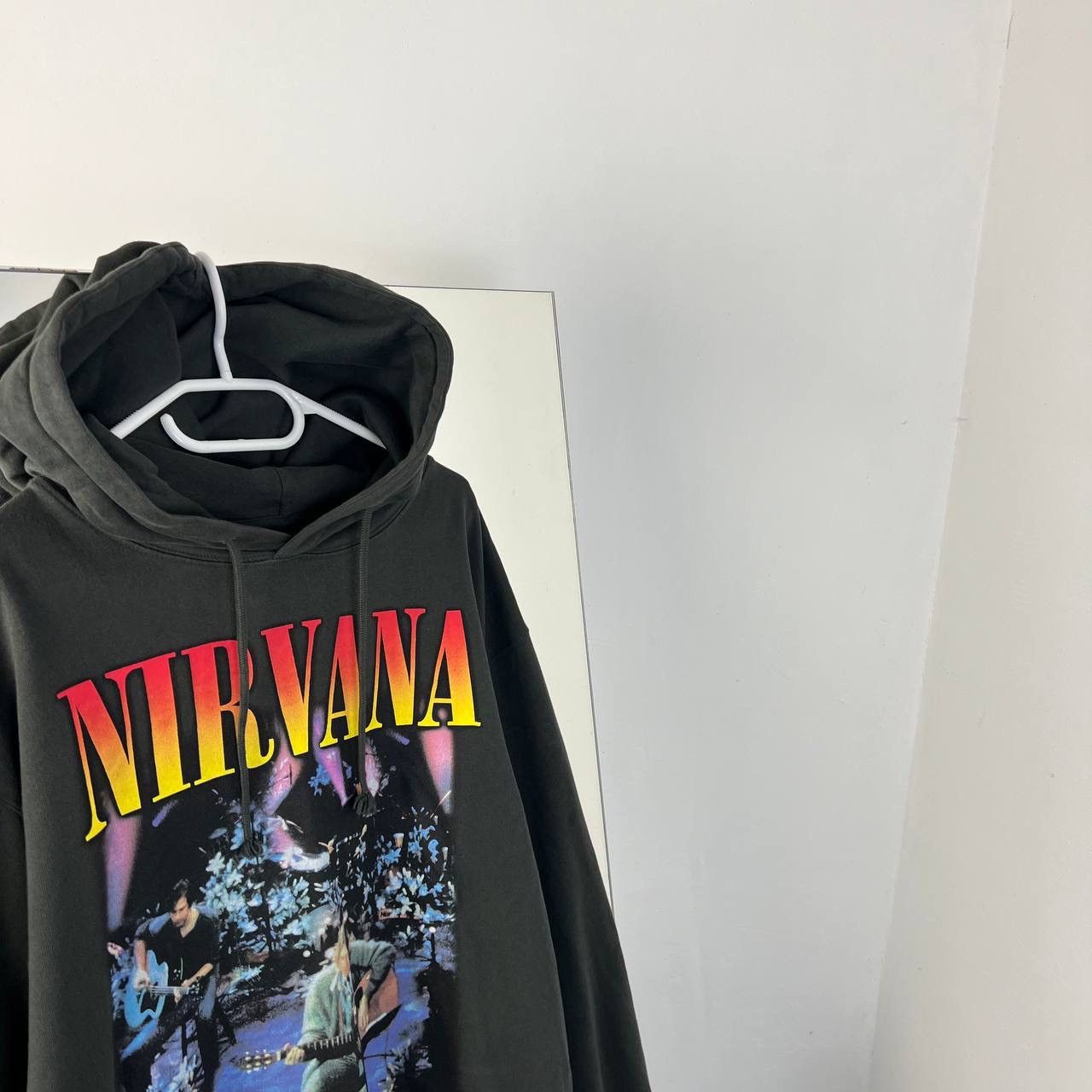 Nirvana Vintage Nirvana Big Logo Rock Band Hoodie Size US M / EU 48-50 / 2 - 2 Thumbnail