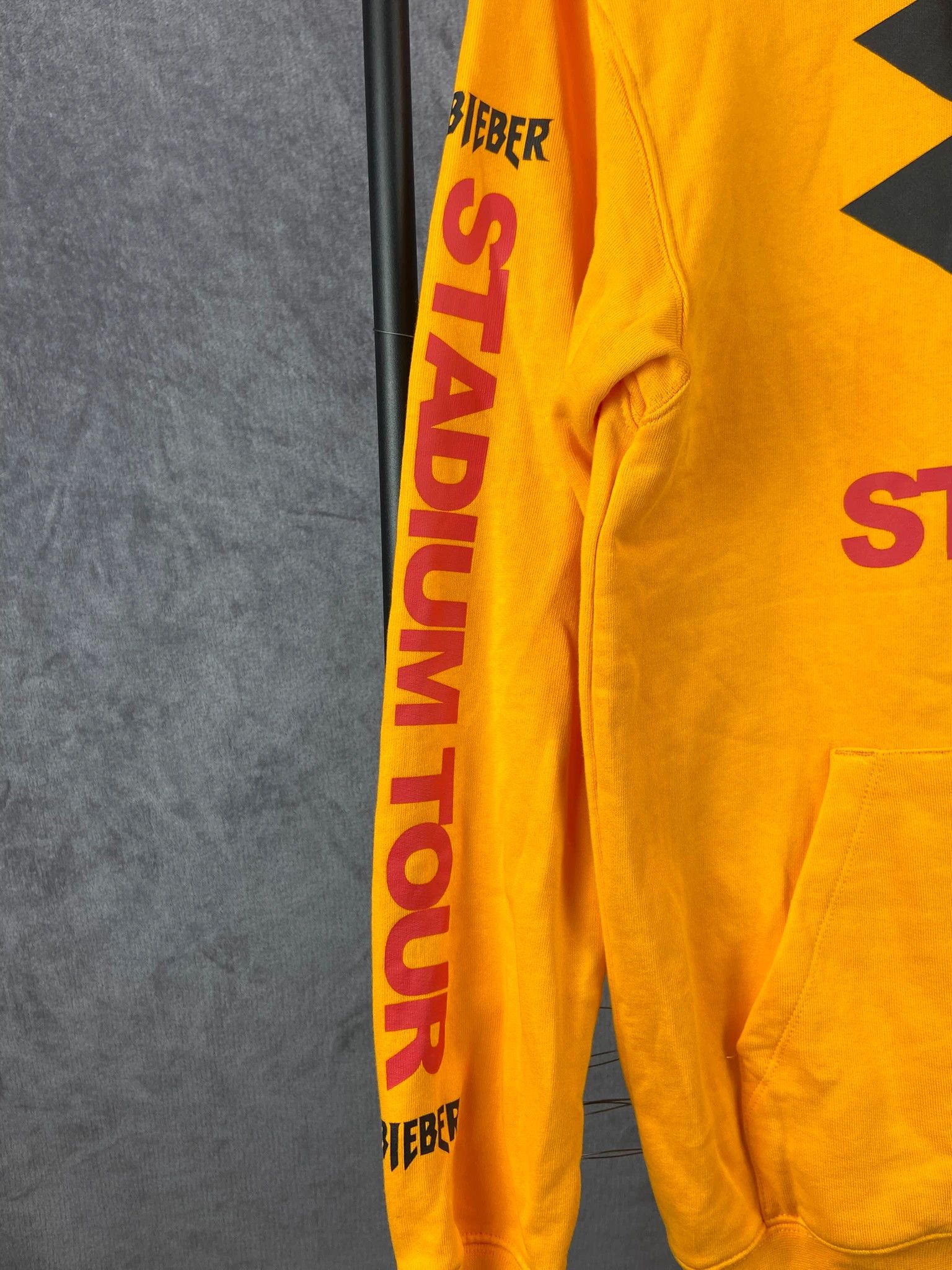 H&M H&M x Justin Bieber yellow Stadium Tour hoodie XS Size US XS / EU 42 / 0 - 3 Thumbnail