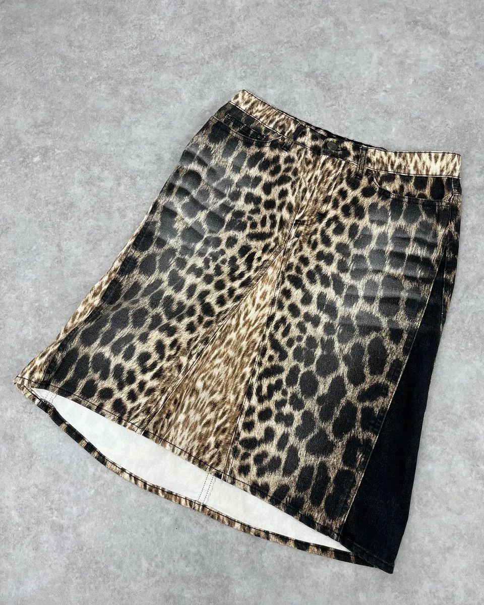 Roberto Cavalli SS2003 Cavalli Leopard Beige & Black Skirt Size US S / EU 44-46 / 1 - 4 Thumbnail