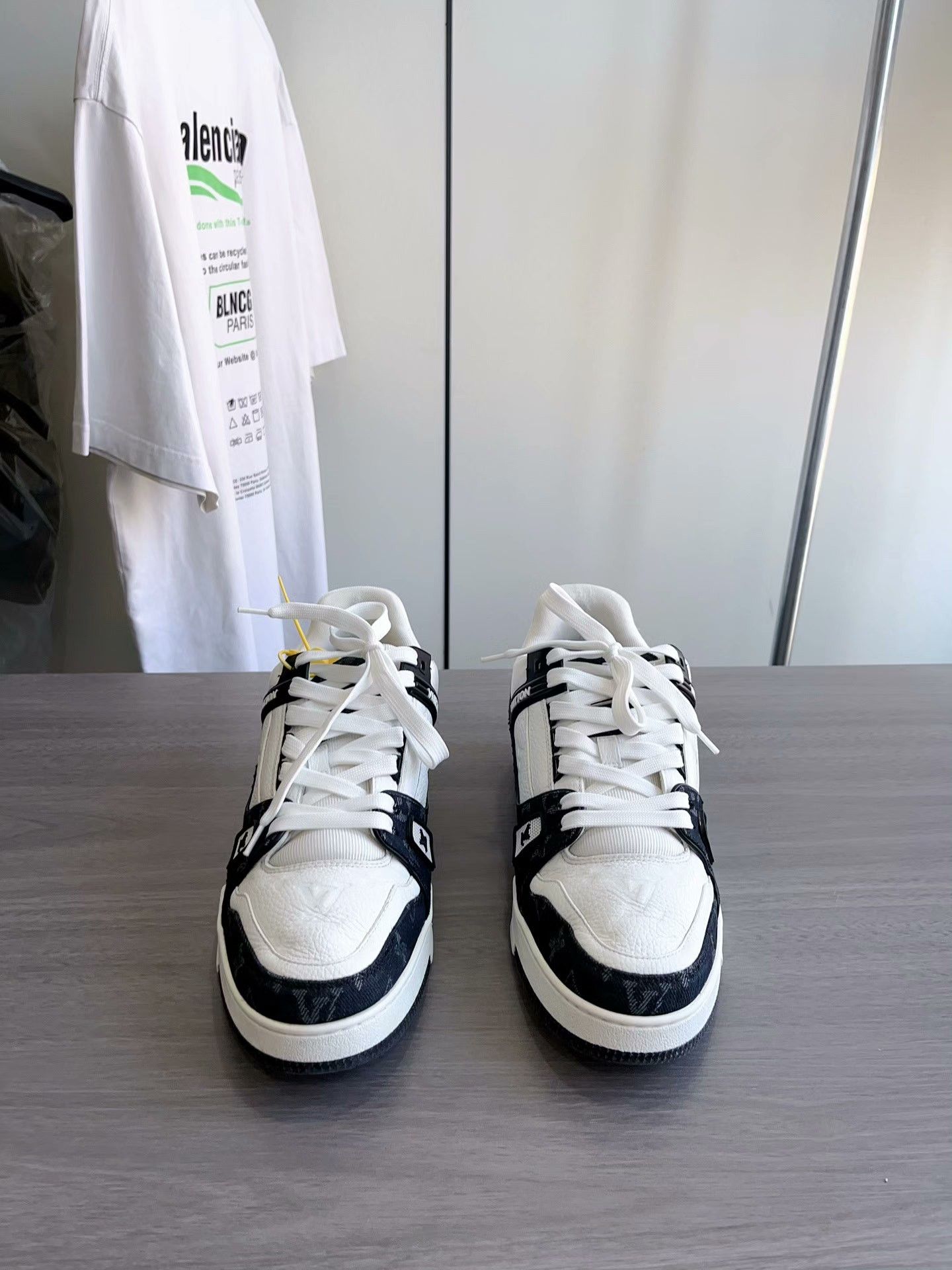 Louis Vuitton Louis Vuitton Monogram Denim Trainer Sneakers 10 Size US 10 / EU 43 - 1 Thumbnail