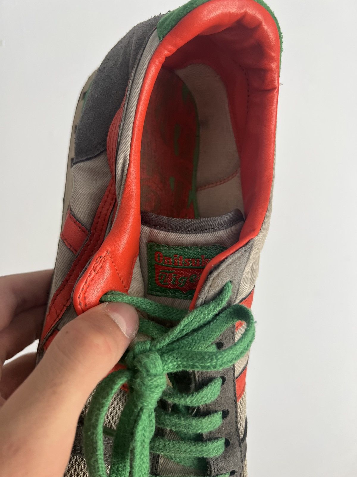 Asics 🔥Rare Vintage Asics Tiger Onitsuka Sneakers shoes Size US 10 / EU 43 - 8 Thumbnail