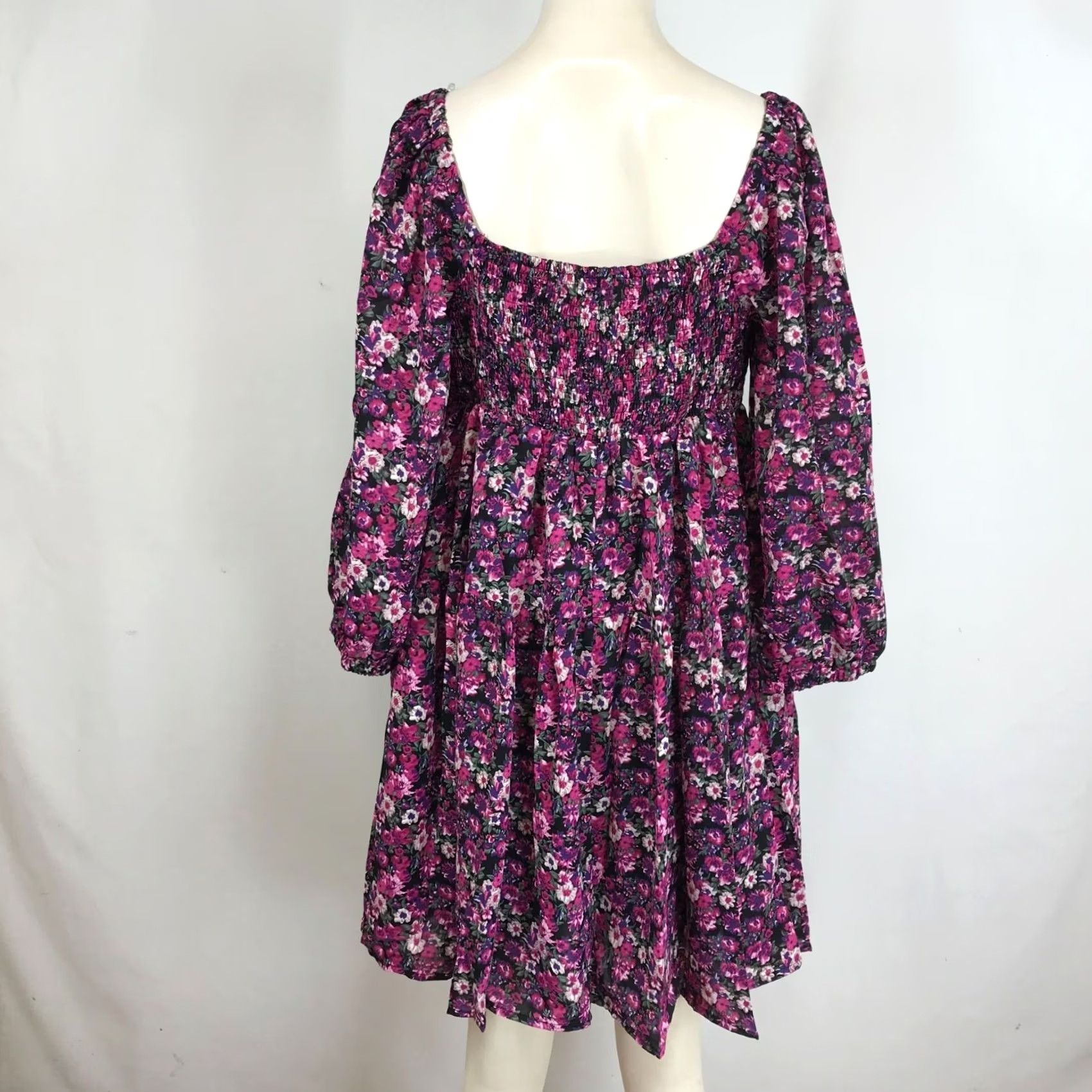 Vintage ENTRO WOMEN'S L FLORAL SHORT SLEEVE TIES AT NECK POLYESTER SHIFT DRESS Size L / US 10 / IT 46 - 5 Thumbnail