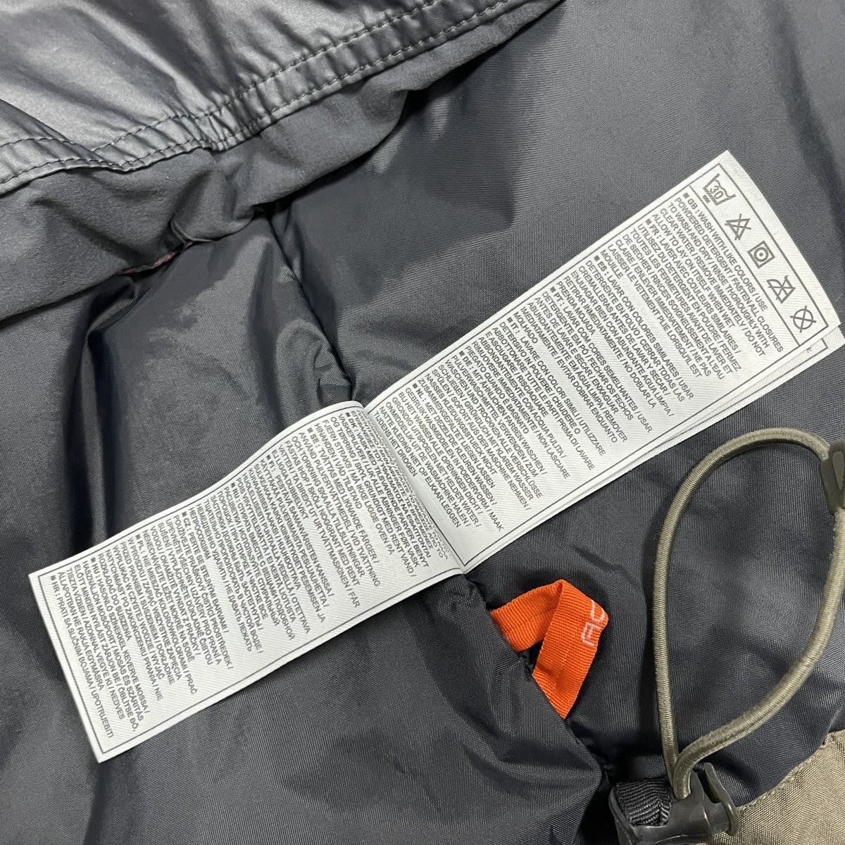 Nike ACG × Vintage Vintage Nike ACG Women Gore-Tex Puffer Snow Ski Jacket S Size S / US 4 / IT 40 - 19 Thumbnail