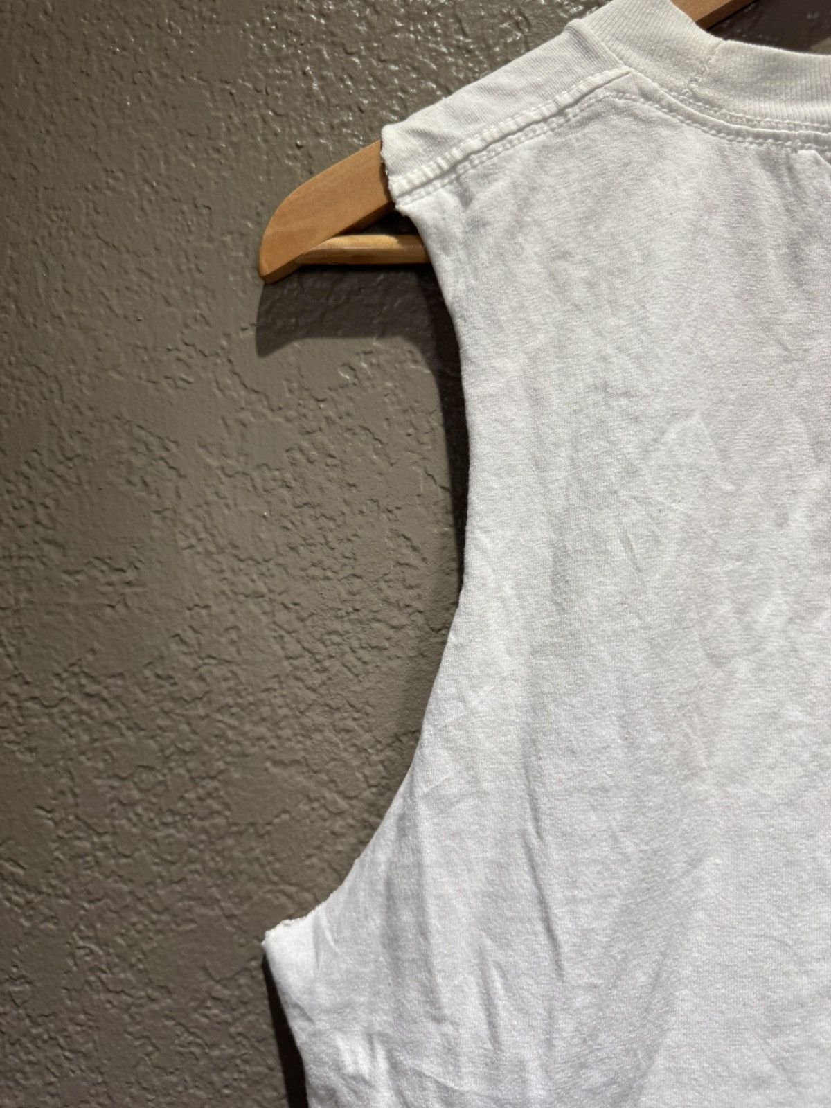 Volcom Vintage 2000s Y2k Volcom Cut off Tank Top Medium White Multi Size US M / EU 48-50 / 2 - 7 Thumbnail