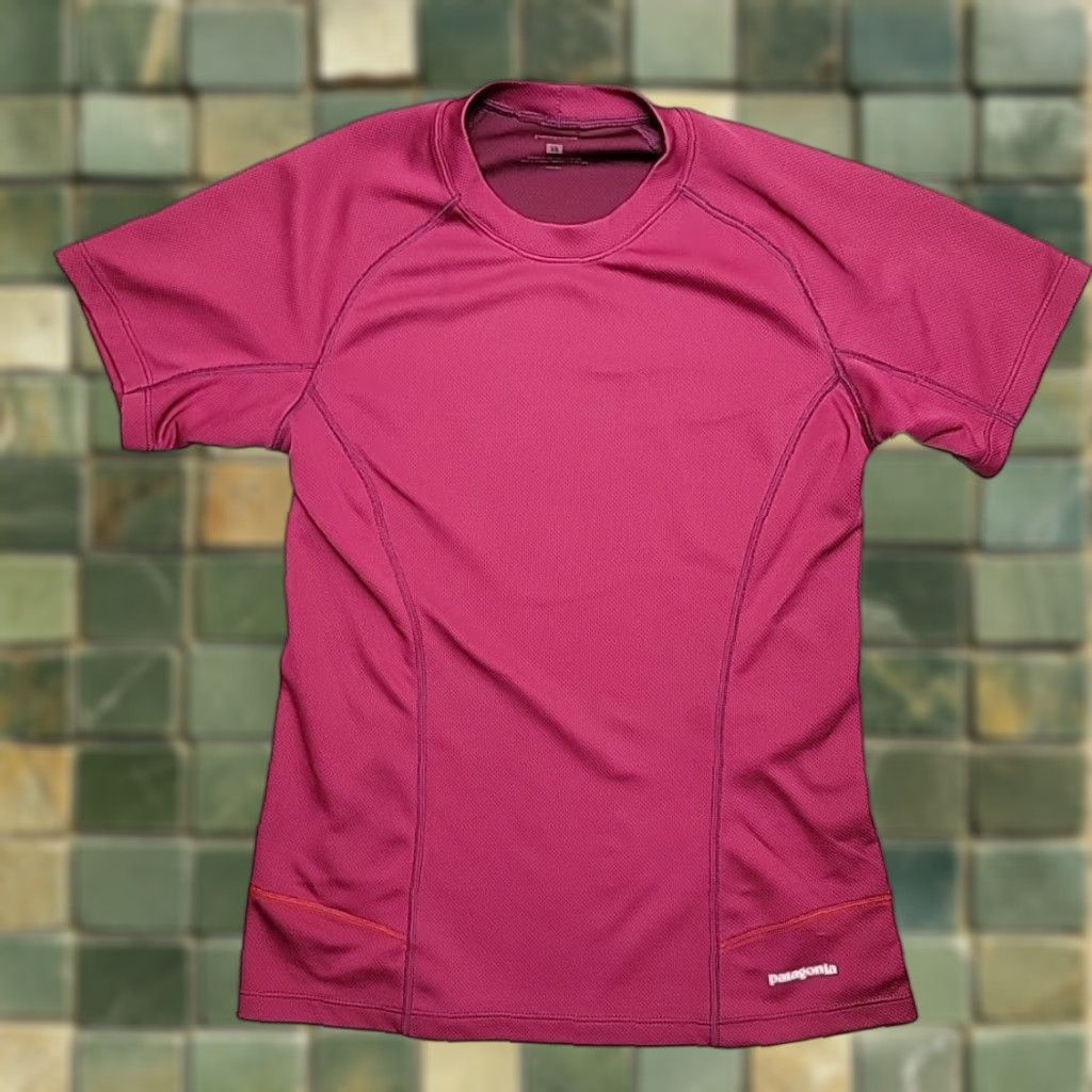 Patagonia Patagonia Baselayer Top Women XS Pink Performance Stretch Knit Top Gorp Capilene Size XS / US 0-2 / IT 36-38 - 1 Thumbnail