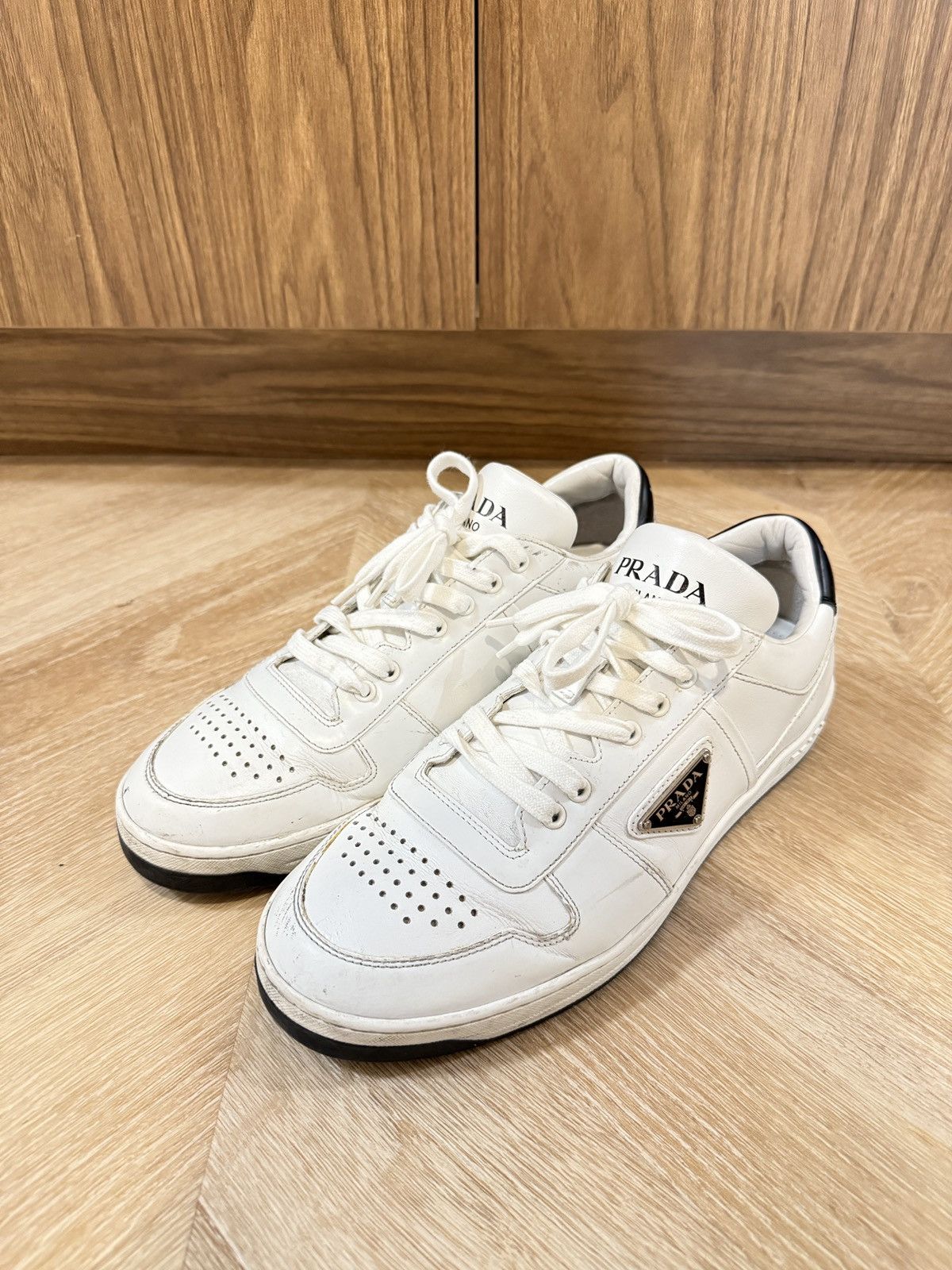 Prada PRADA Downtown Leather Sneaker in White Size US 7.5 / EU 40-41 - 1 Thumbnail