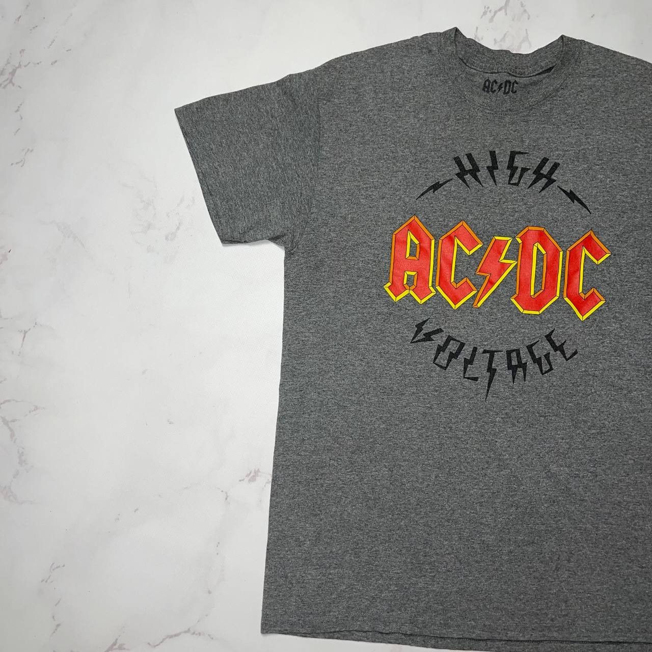 Vintage AC/DC 2010 T-shirt official merchandise High Voltagr Size M Size US M / EU 48-50 / 2 - 3 Thumbnail