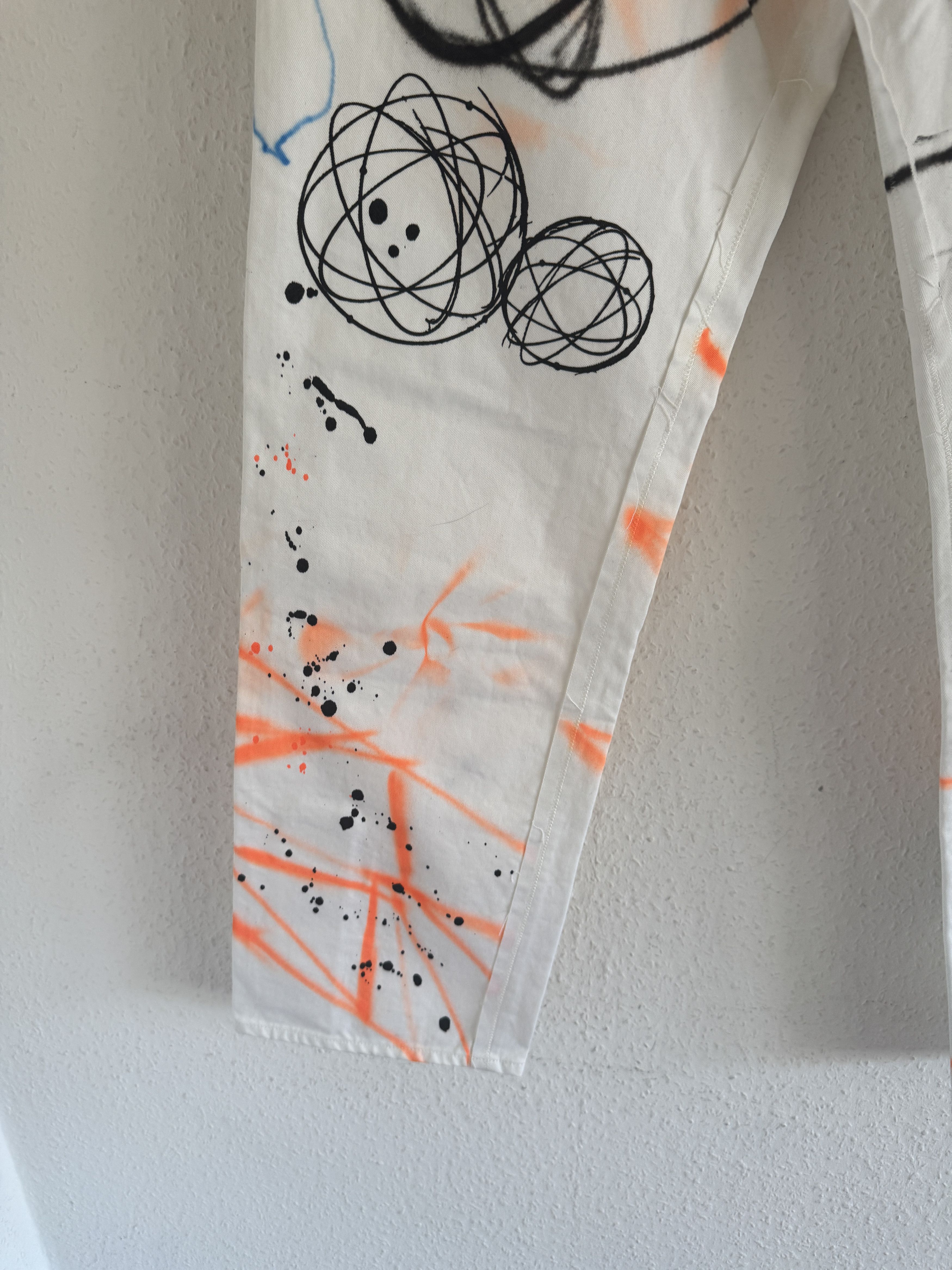 Futura × Off-White Futura spraypaint carpenter pants Size US 30 / EU 46 - 16 Thumbnail