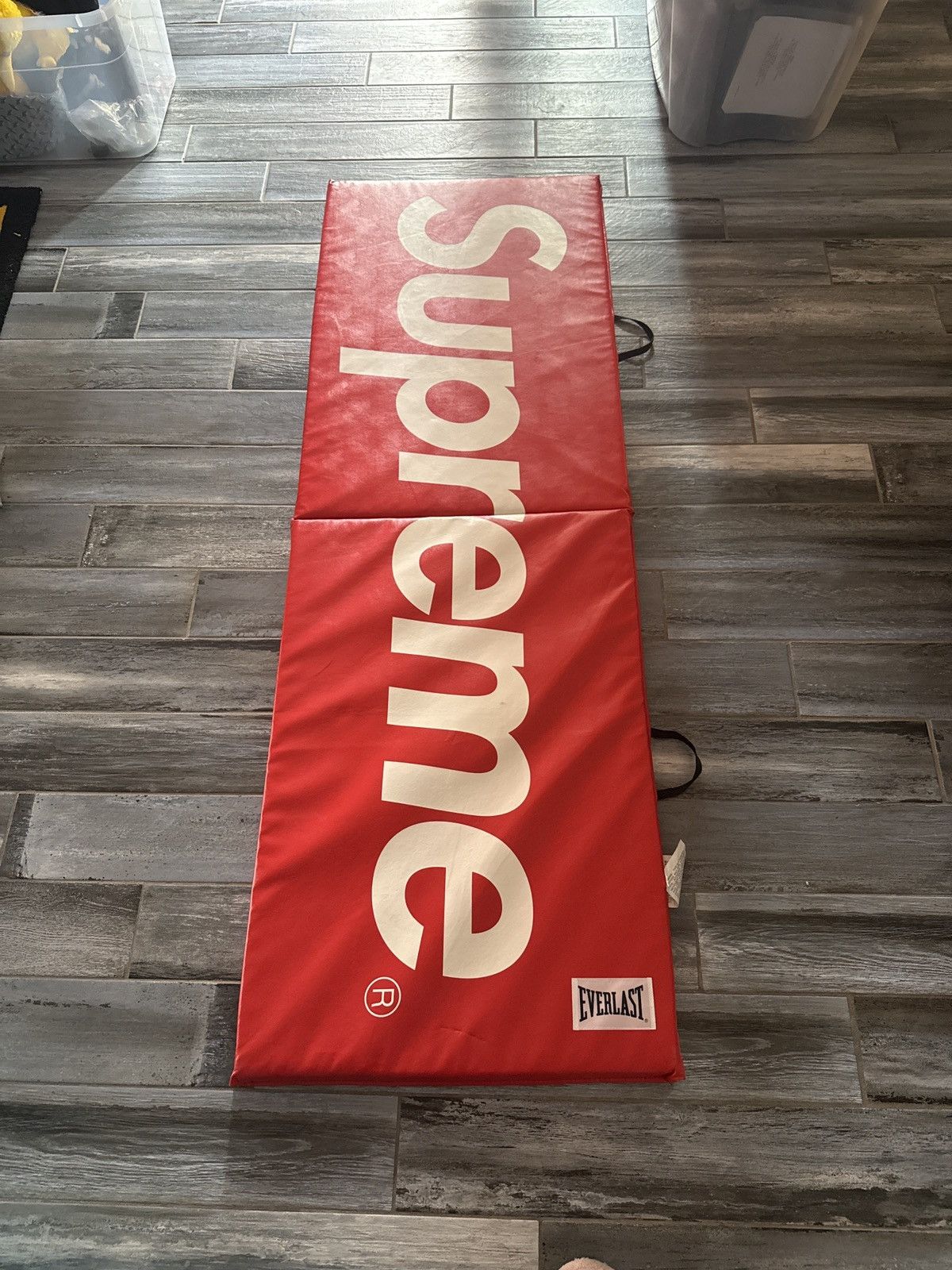 Everlast × Supreme Supreme Everlast Folding Exercise Mat Red Size ONE SIZE - 3 Thumbnail