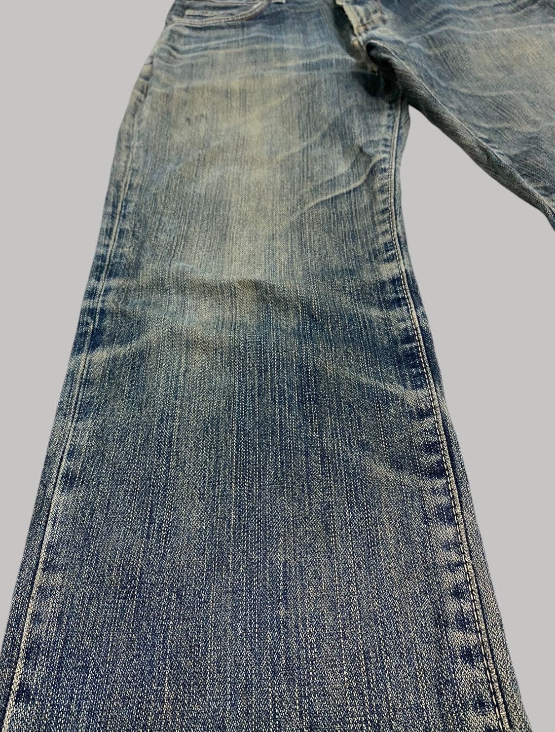 Japanese Brand × Wrangler Wrangler Denim Mud Washed Whisker Distressed Loose Fit Size US 30 / EU 46 - 6 Thumbnail