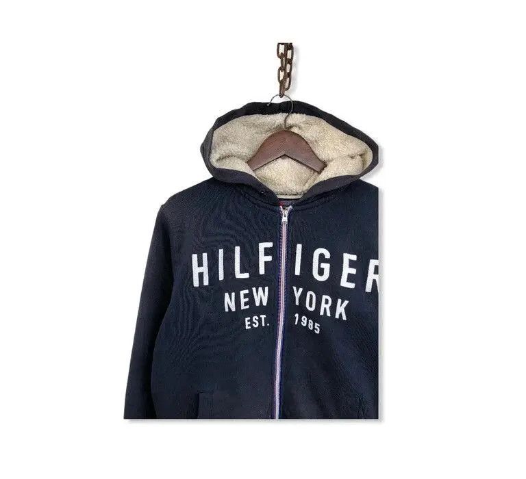 Tommy Hilfiger Tommy Hilfiger New York Hoodies Size US M / EU 48-50 / 2 - 2 Thumbnail