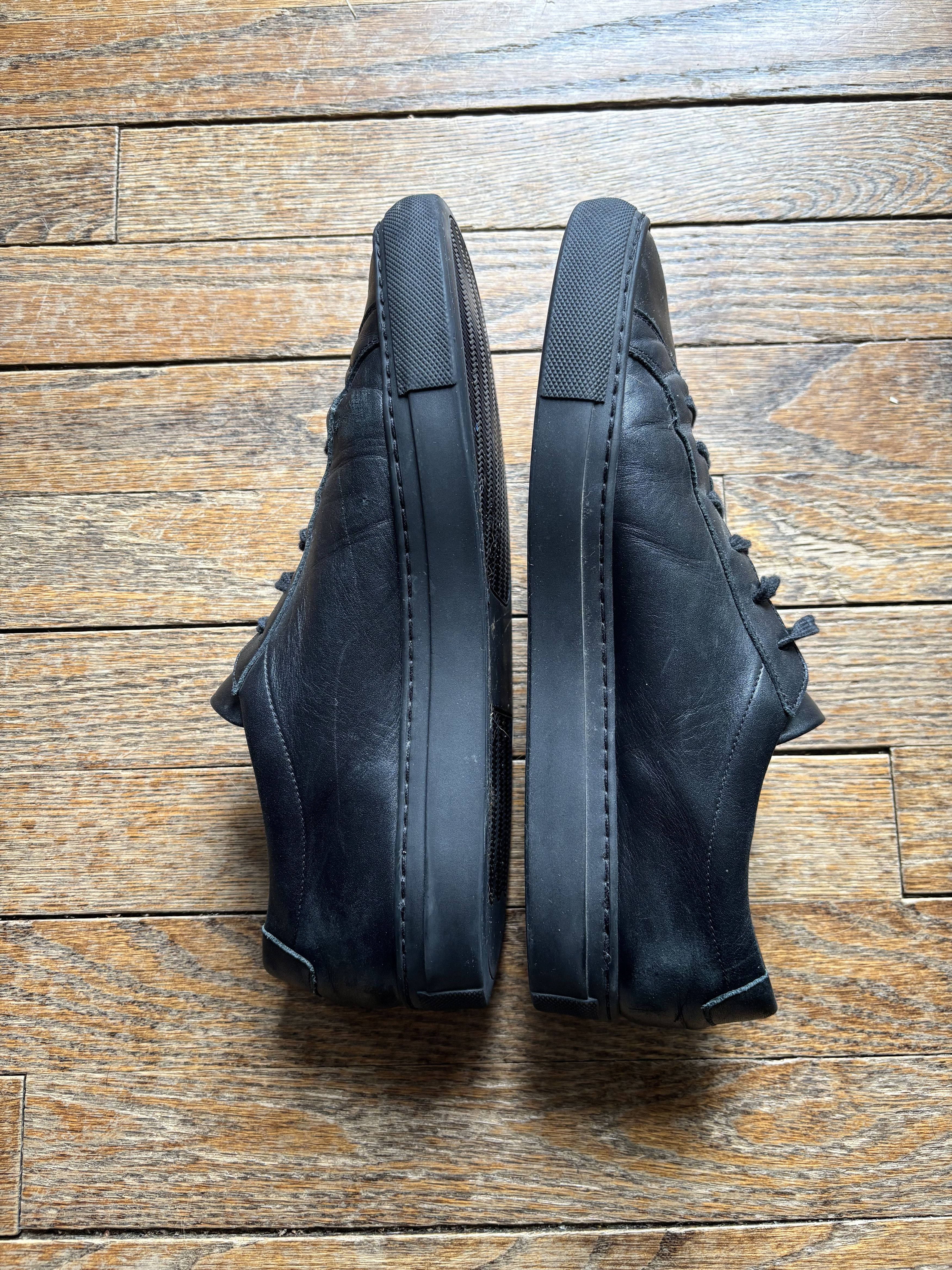 Common Projects Achilles Low - Triple Black Size US 8 / EU 41 - 5 Thumbnail