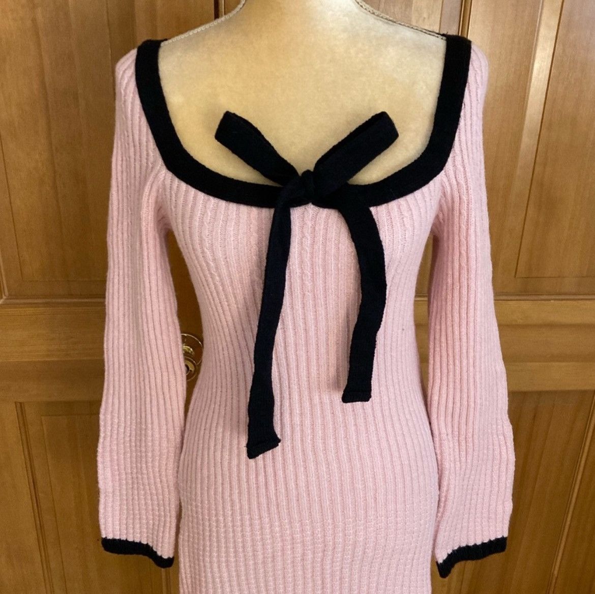 Designer × Other NWT, Lavishly Paris Elegant Pink Sweater Dress. Size Medium Size M / US 6-8 / IT 42-44 - 4 Thumbnail