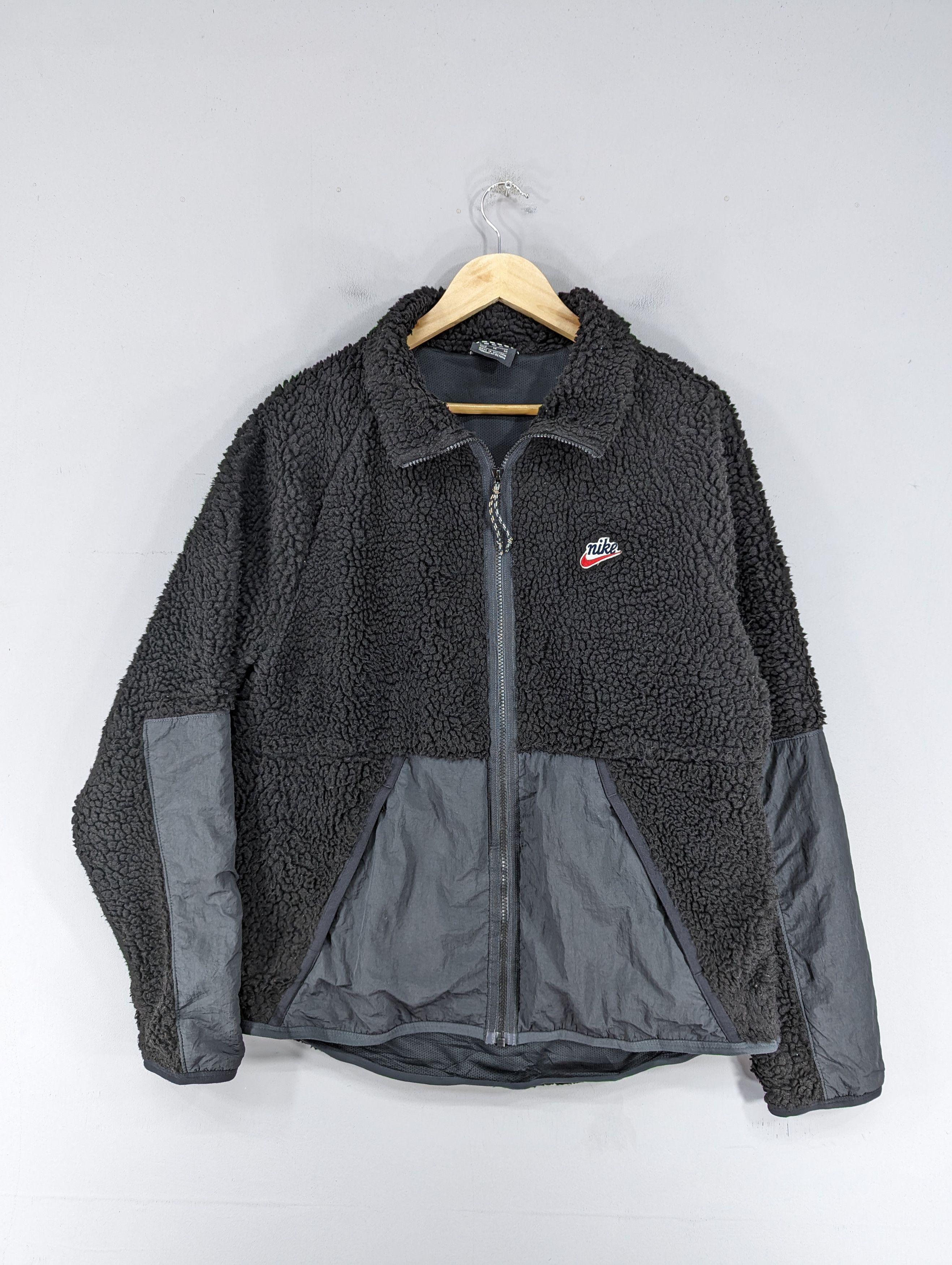 Nike 🔥RARE🔥Nike Heritage Sherpa Fleece Jacket Black Size US L / EU 52-54 / 3 - 1 Thumbnail