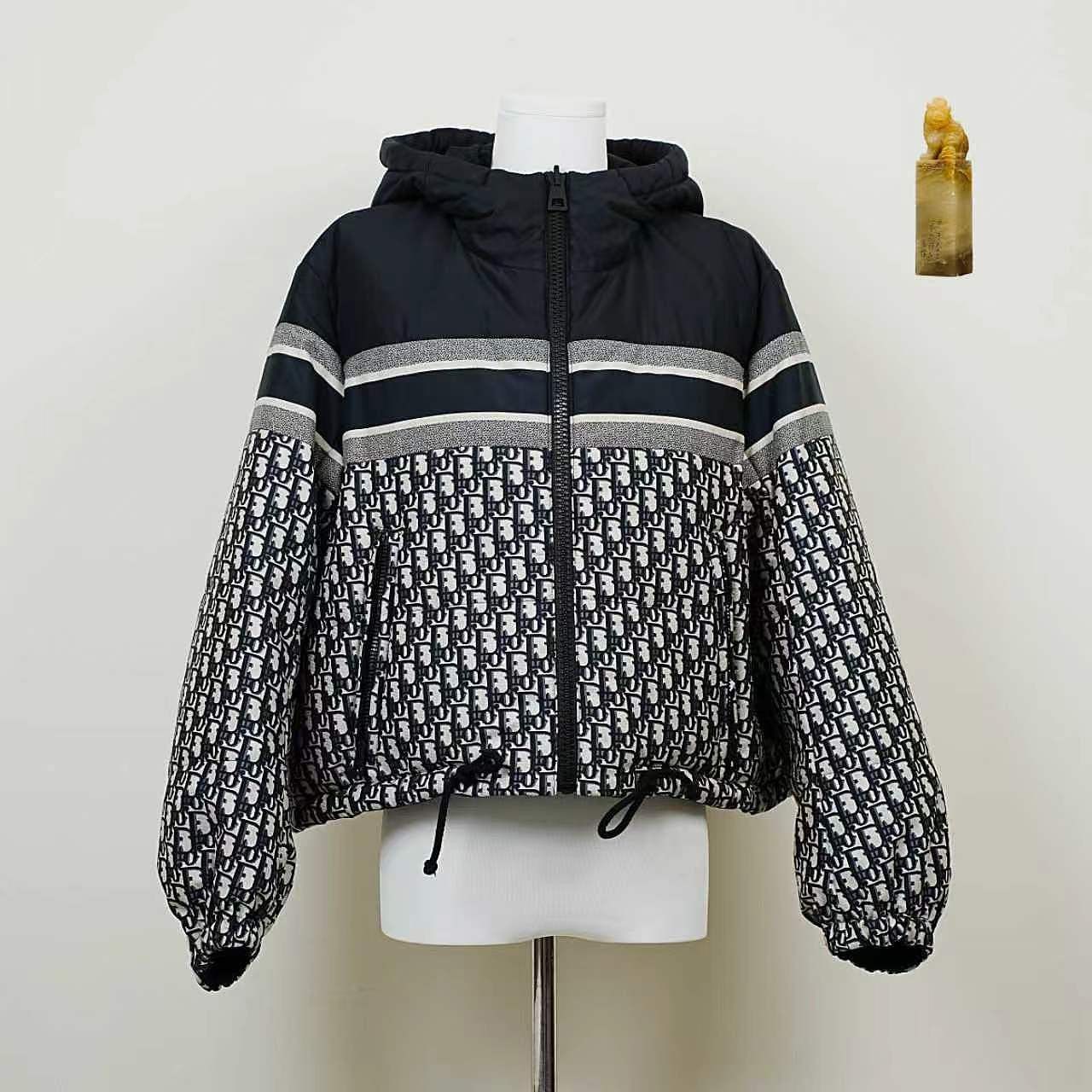 Dior Dior Oblique Reversible Hooded Jacket Size S Size S / US 4 / IT 40 - 1 Thumbnail
