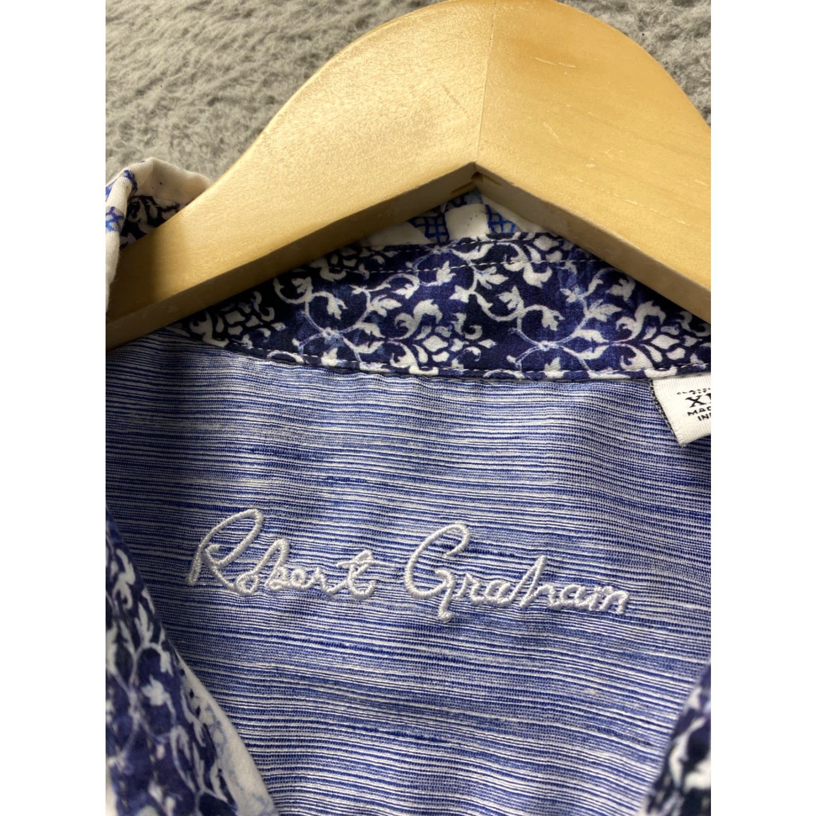 Robert Graham Robert Graham Button Shirt Men XL Long Sleeve Button-Up Triangle Print Geometric / 161-1 Size US XL / EU 56 / 4 - 2 Thumbnail