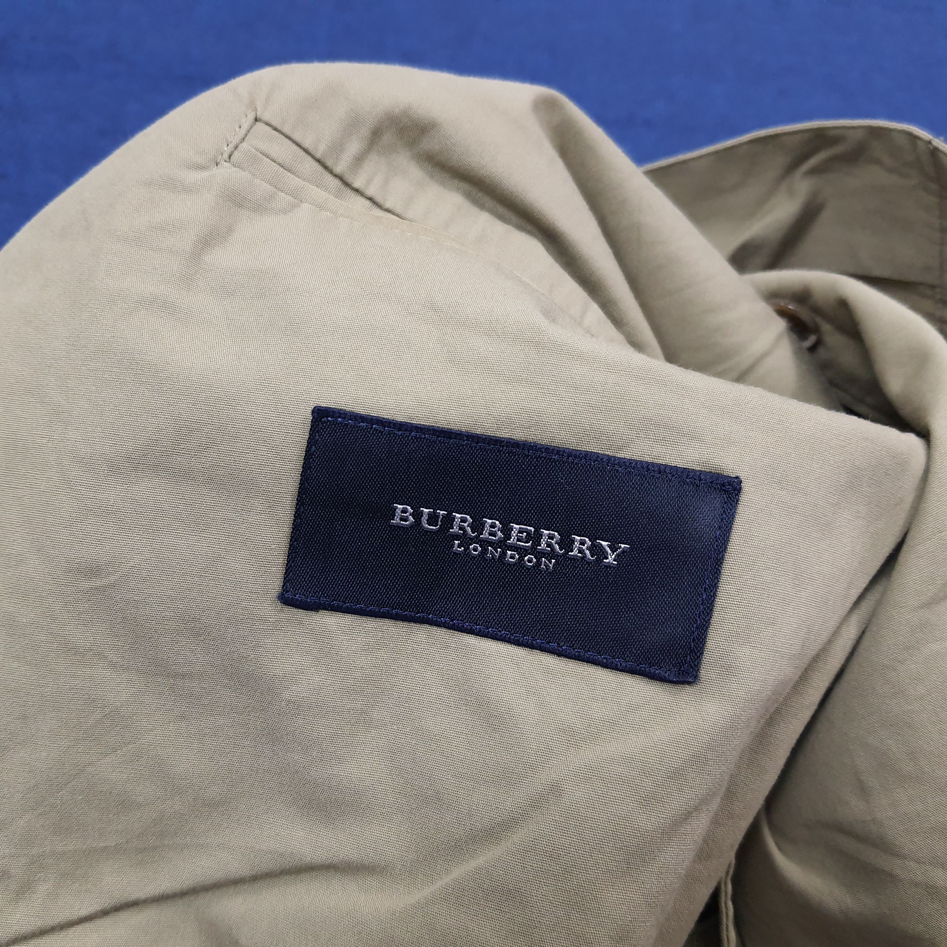 Burberry Vintage Burberry London Custom Logo Blazer C277N19 Size US M / EU 48-50 / 2 - 6 Thumbnail