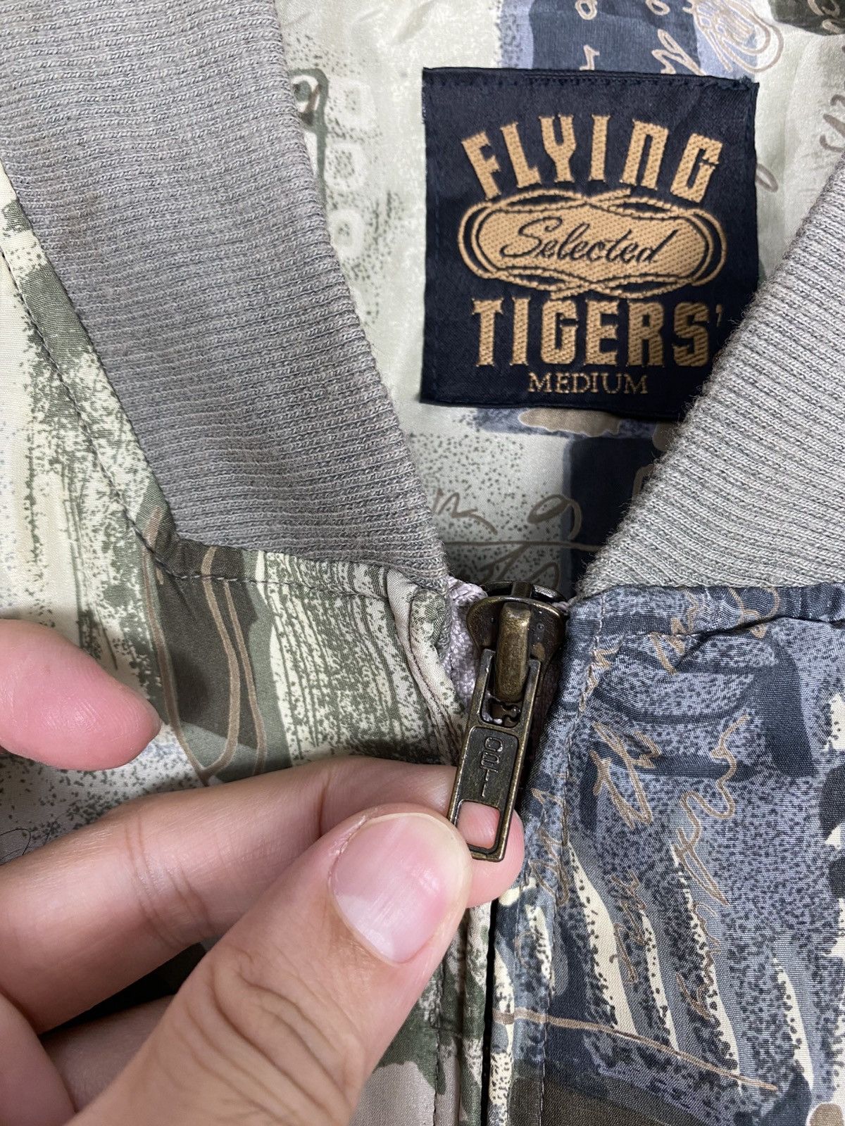 Japanese Brand Rare‼️ Vintage Flying Tigers Silk Bomber Jacket Size US M / EU 48-50 / 2 - 5 Thumbnail