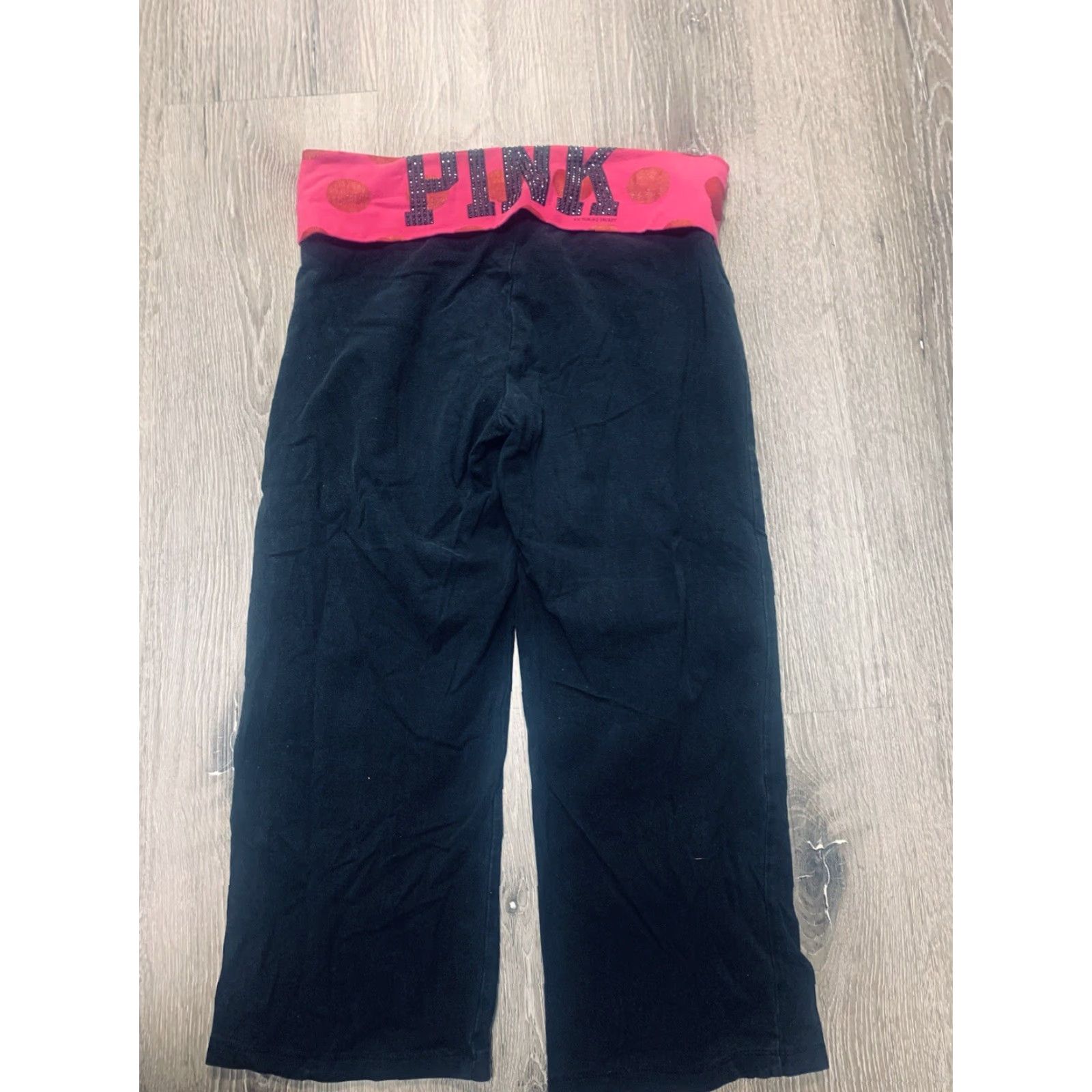 Victoria's Secret VTG Victoria's Secret PINK Yoga Fold Top Crop Pants Black Sequin Bling SZ S Capri FITTED Women Yoga Leggings VINTAGE VS PINK YOGA PANTS 19IN Inseam Size S / US 4 / IT 40 - 3 Thumbnail