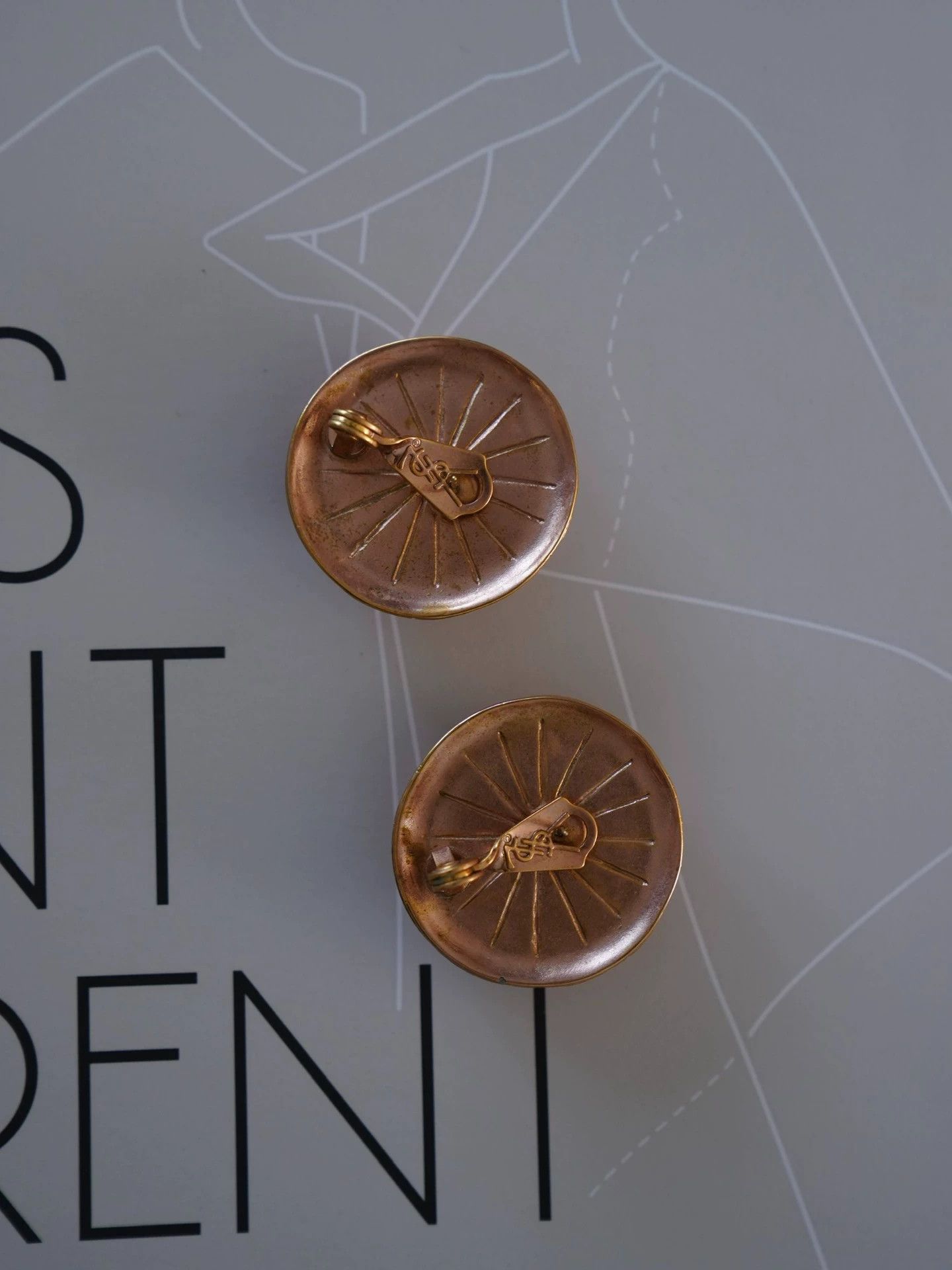Yves Saint Laurent YSL Vtg Orange Jelly Glass Lava Clip-on Earrings Size ONE SIZE - 6 Thumbnail