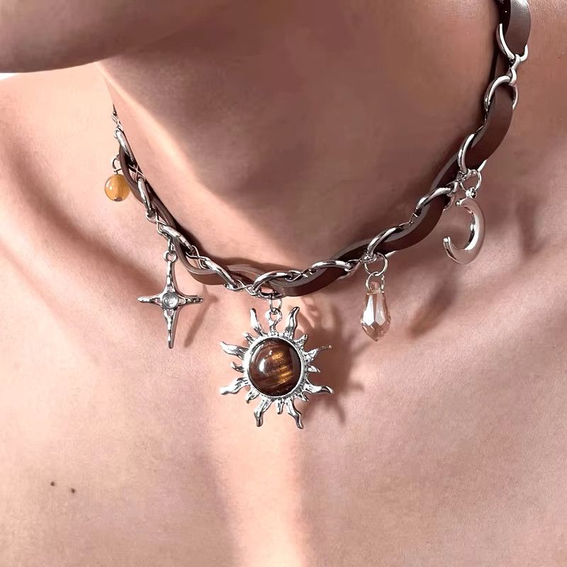 Jewelry Korean Charm Aesthetic Crystal Sun Pendant Necklace Size ONE SIZE - 3 Thumbnail