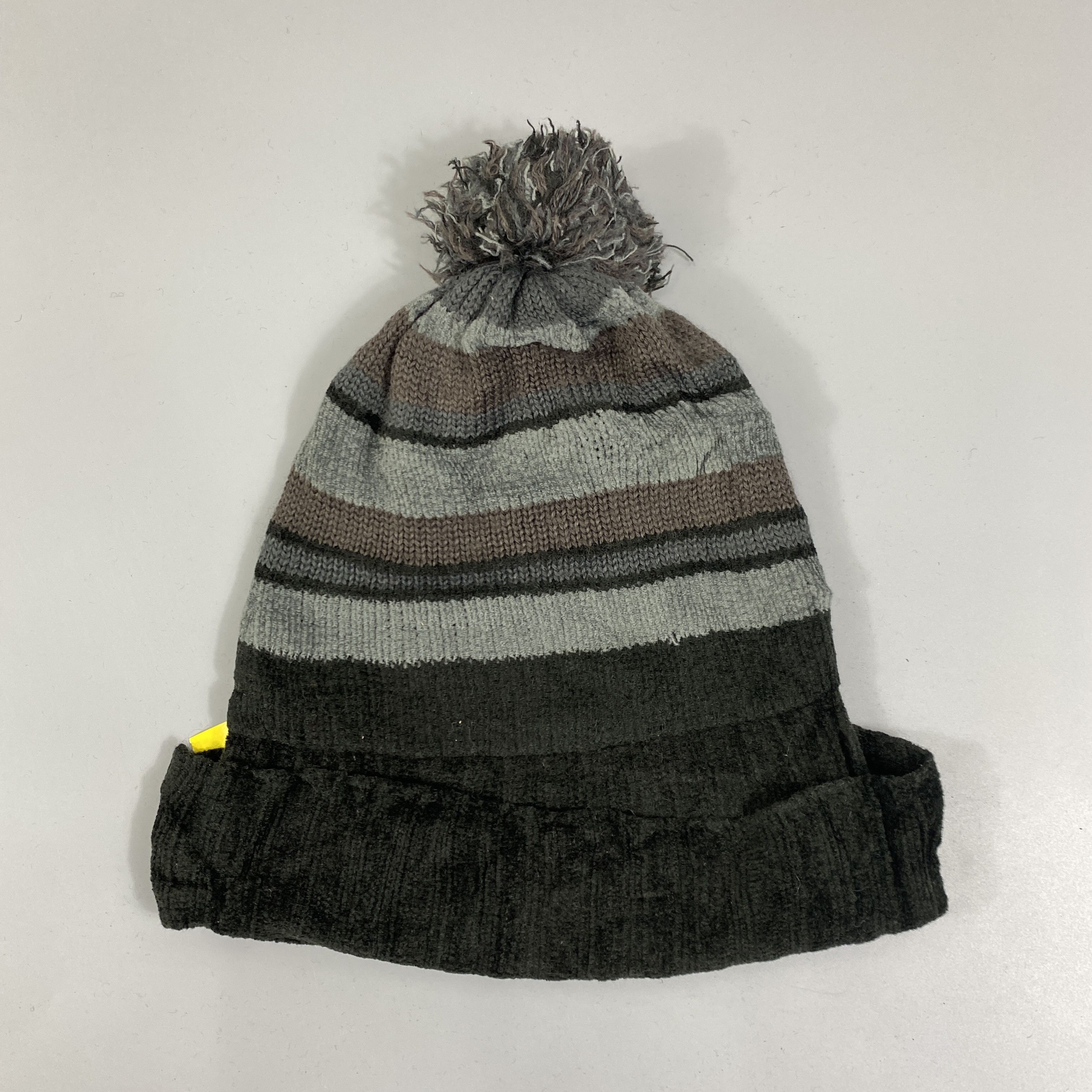 Japanese Brand Arg Snow Cap Beanie With Pom Pom -BN1125 Size ONE SIZE - 7 Thumbnail