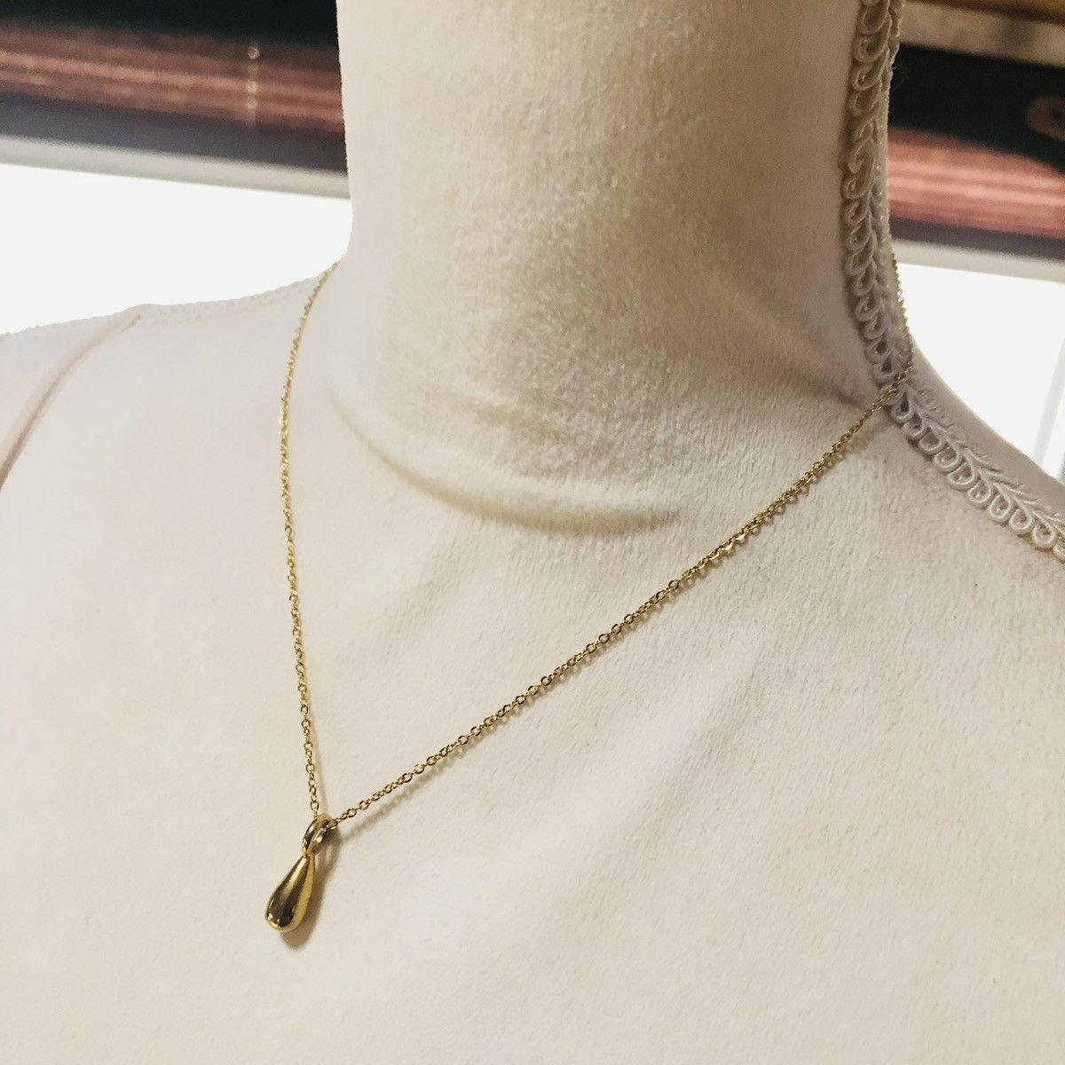 Handmade Handcrafted vintage heavy gold plated raindrop necklace Size ONE SIZE - 3 Thumbnail