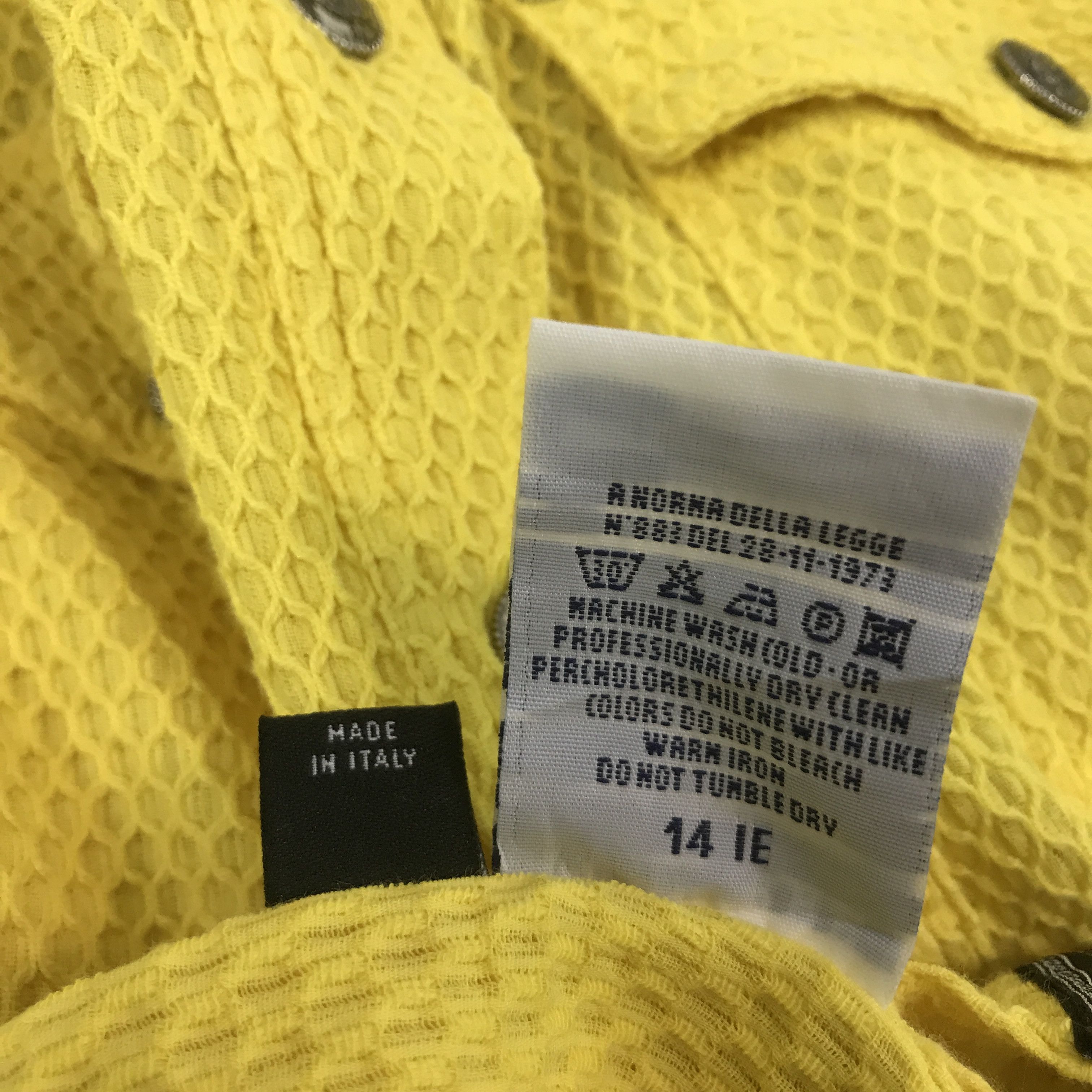 Versace VERSACE YELLOW BUTTON SHORT SLEEVE JACKET Size US S / EU 44-46 / 1 - 11 Thumbnail