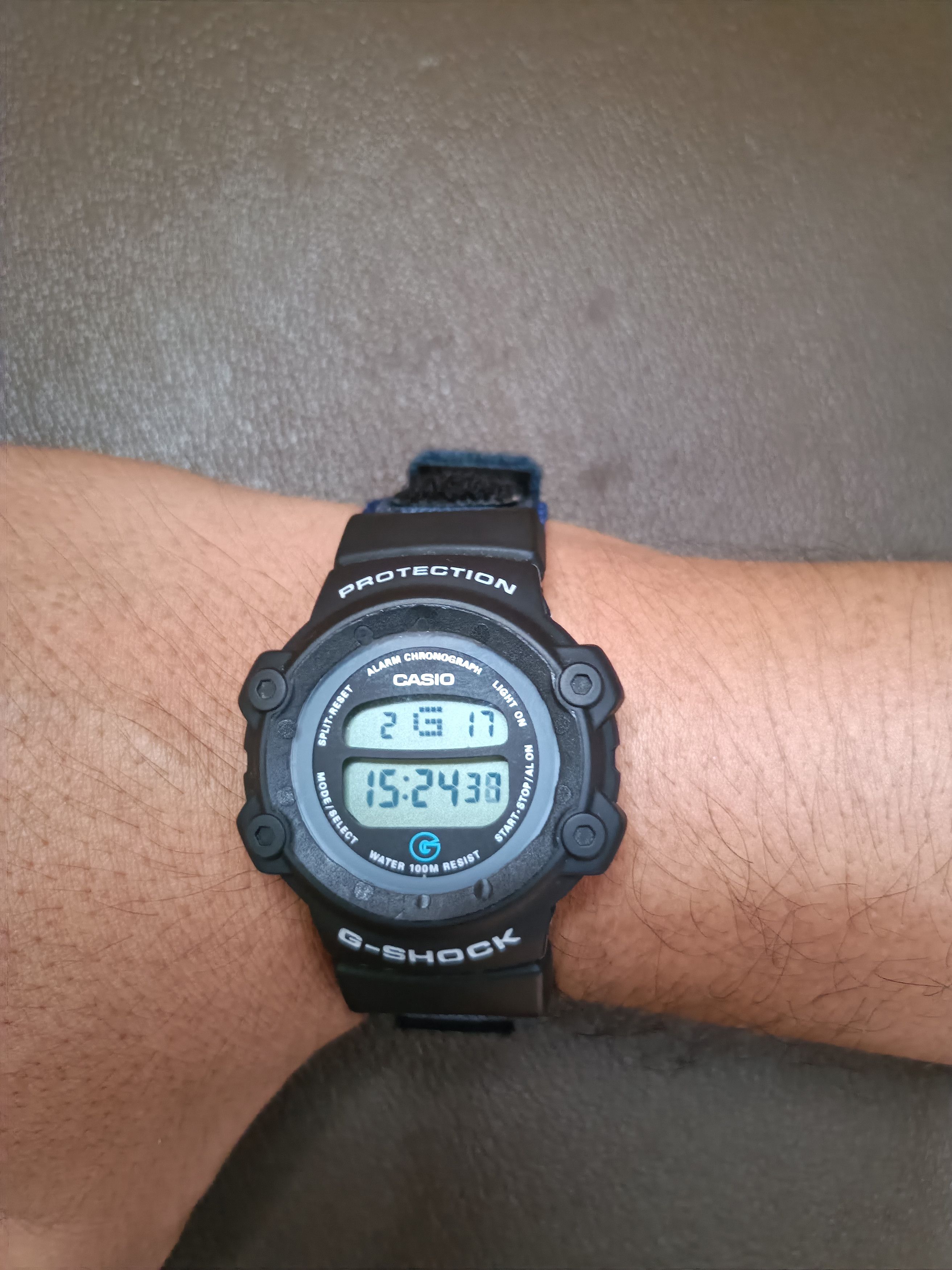 G Shock Vintage Casio G-Shock 90s surf edition DW-650 Size ONE SIZE - 8 Thumbnail