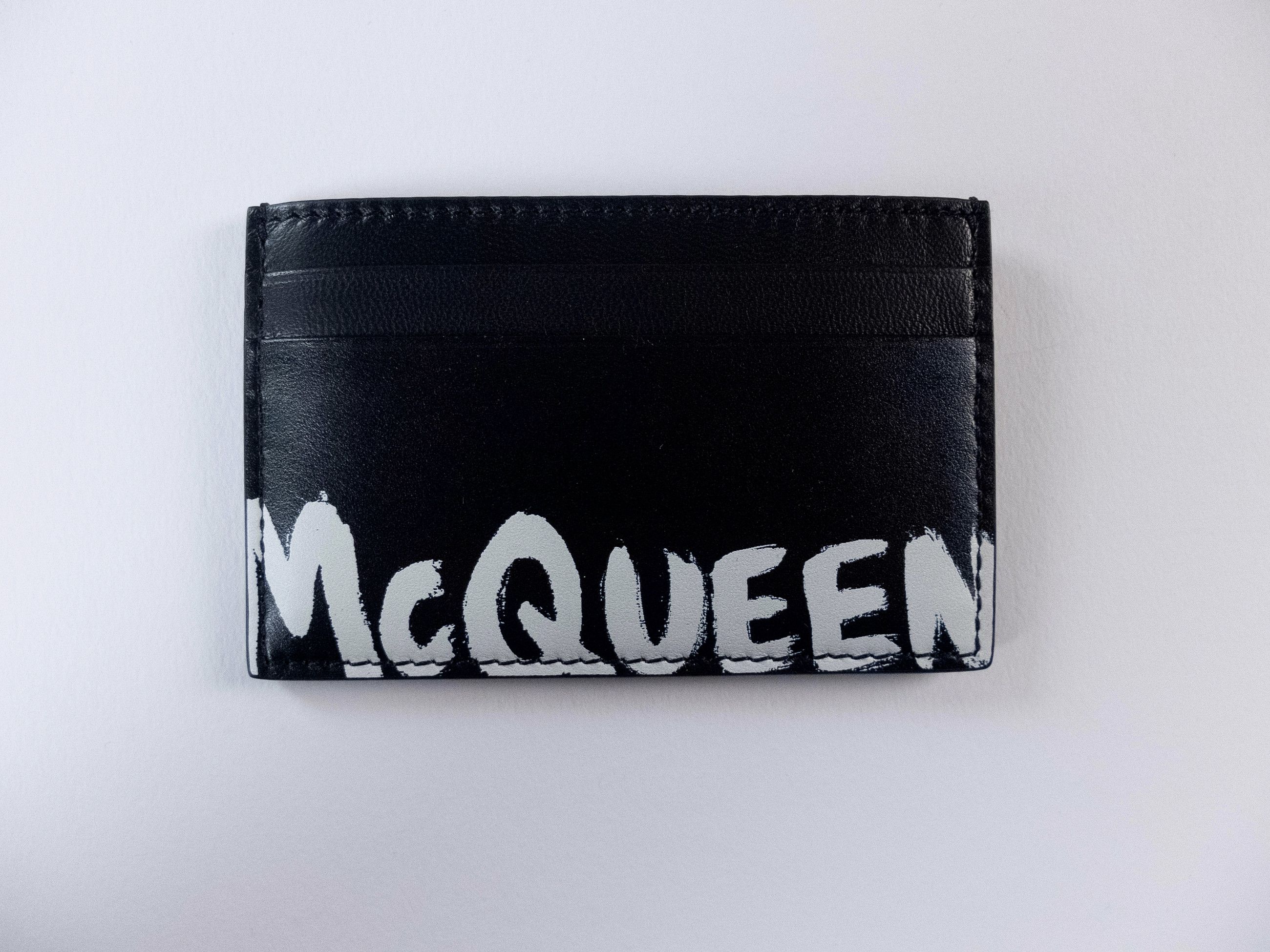 Alexander McQueen ALEXANDER MCQUEEN black graffiti logo leather card holder q Size ONE SIZE - 1 Thumbnail