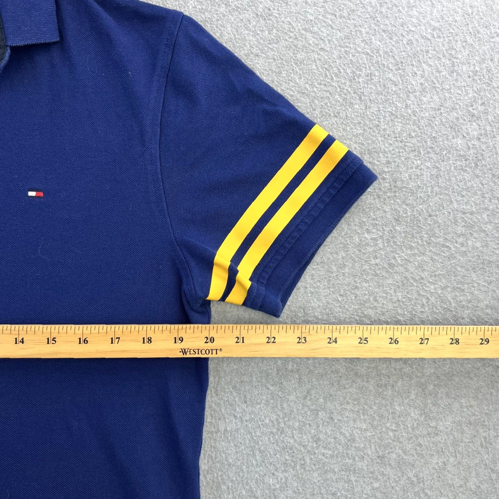 Tommy Hilfiger Tommy Hilfiger Polo Shirt Mens Small Navy Blue Striped Classic Fit Spellout Shirt Size US S / EU 44-46 / 1 - 2 Thumbnail