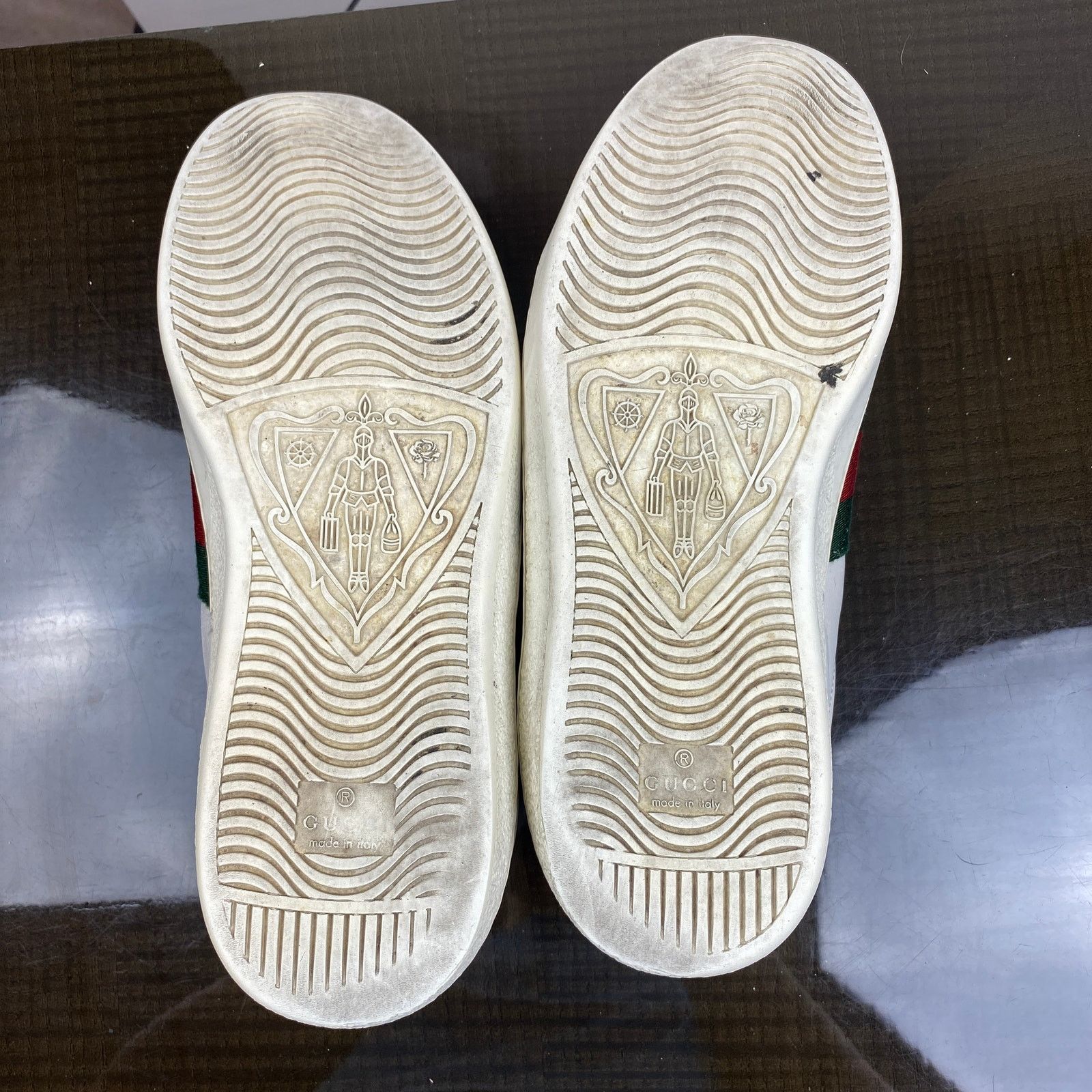 Gucci Gucci Ace Bee Low Top Sneakers Shoes Men's 7 Size US 7 / EU 40 - 7 Thumbnail