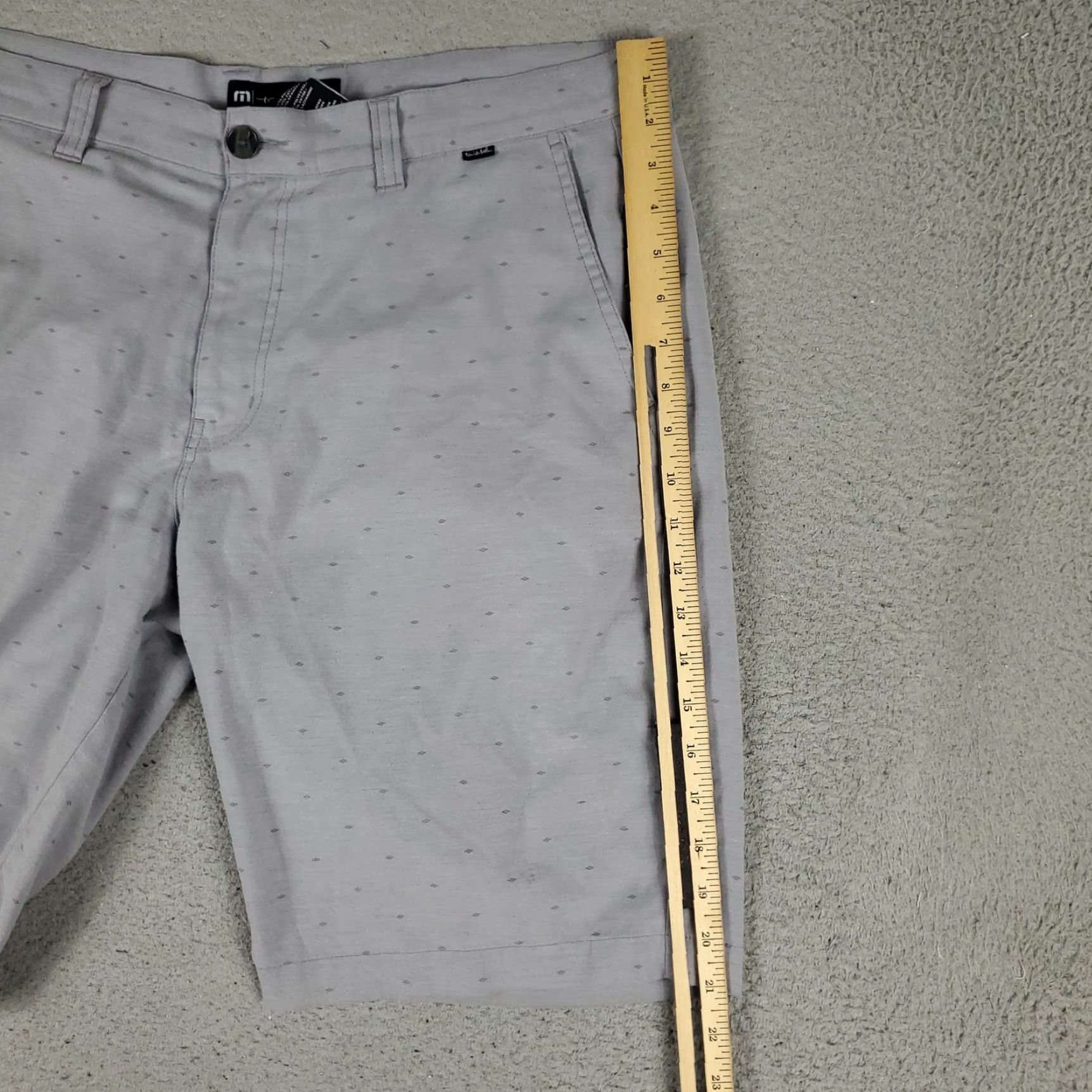 TravisMathew Travis Mathew Shorts Mens 36 Gray Flat Front Golf Casual Summer Lightweight Polyester Cotton Spandex Kn it Geometric Pockets Size US 36 / EU 52 - 6 Thumbnail