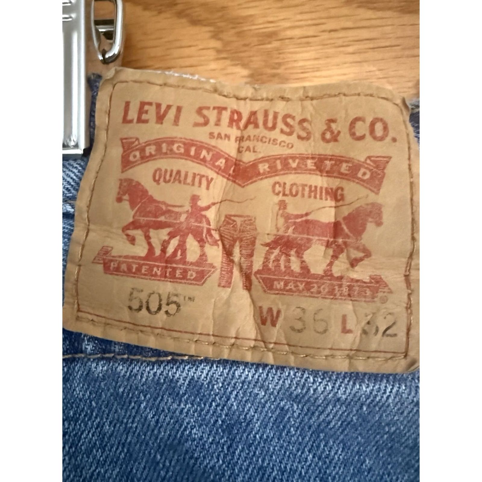 Levi's Levi's 505 Jeans Men's Light Stonewash Cotton 36x32 Straight Work Casual Weekend Size US 36 / EU 52 - 5 Thumbnail