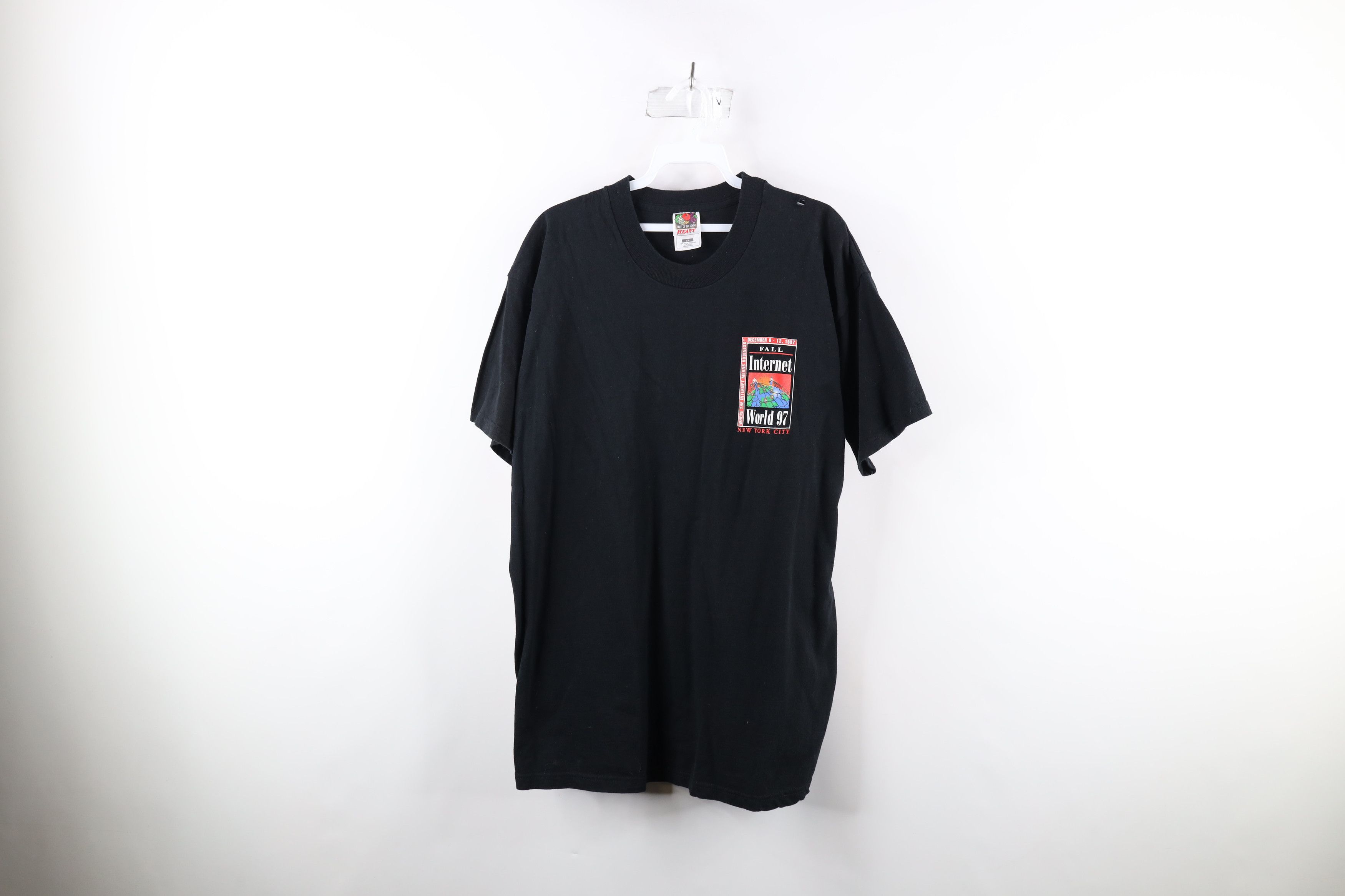 Vintage Vintage 90s Spell Out New York City Internet World T-Shirt Size US L / EU 52-54 / 3 - 1 Thumbnail