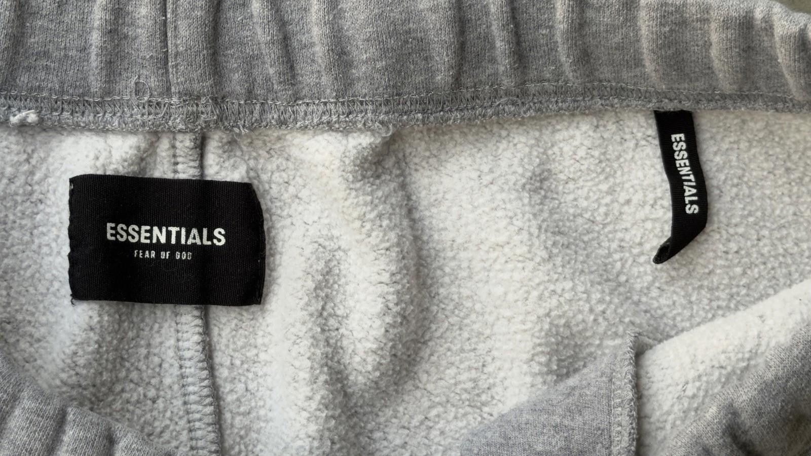 Fear of God FW19 Fear of God Essentials 3M Sweatpants Heather Grey Size US 30 / EU 46 - 9 Thumbnail