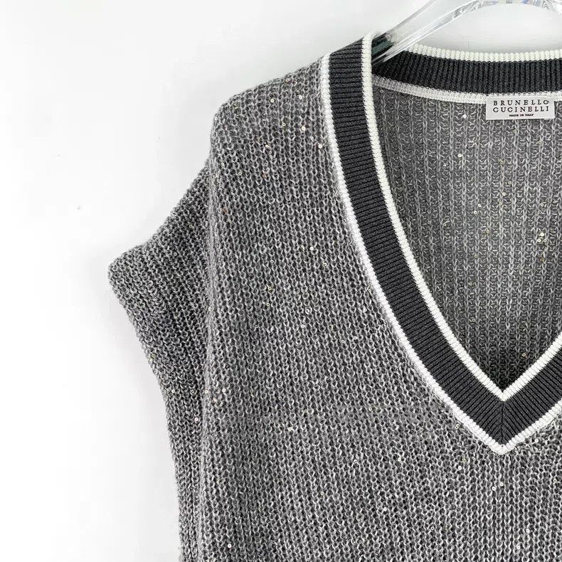 Brunello Cucinelli Brunello Cucinelli Gray Sequined Linen V-neck Sleeveless K Size M / US 6-8 / IT 42-44 - 3 Thumbnail