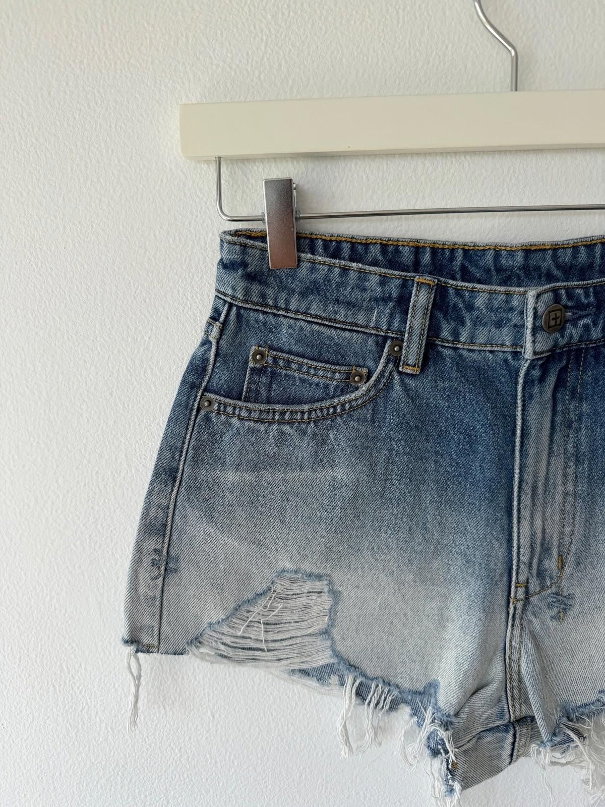 Ksubi new ksubi womens denim kali shorts glacier blue 26 8 s Size 26" / US 2 / IT 38 - 2 Thumbnail