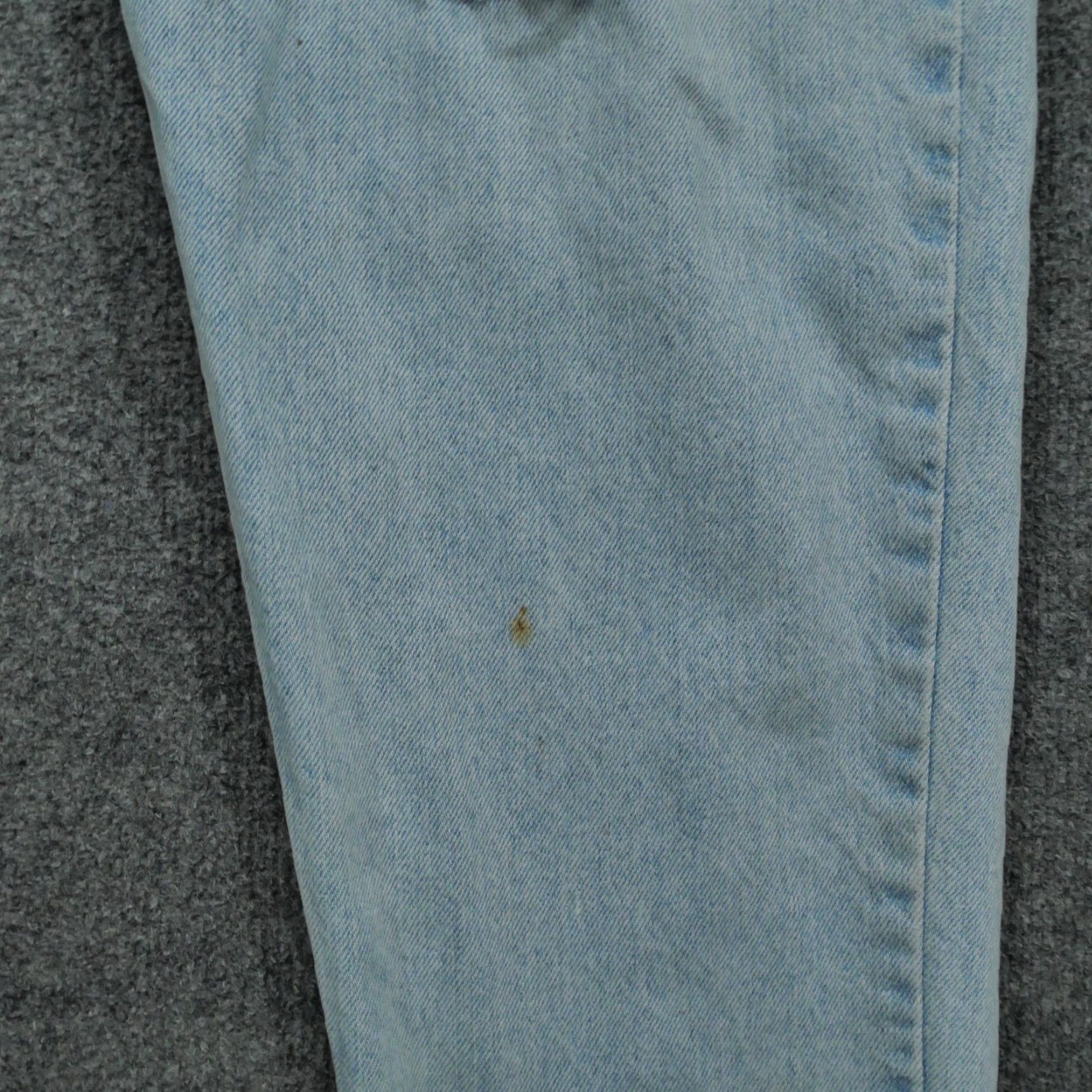 Levi's VINTAGE Levi's 560 Jeans Mens 38x30 Blue Distressed 90s Baggy Tapered Relaxed Denim Jeans Mens Sizes 38 90s Size US 36 / EU 52 - 4 Thumbnail