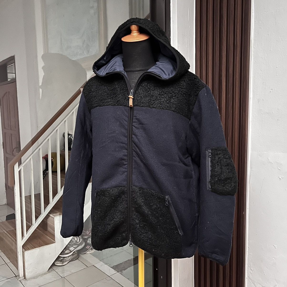 mercibeaucoup Issey Miyake " Mercibeaucoup " Boa Fleece Jacket Hooded Size US L / EU 52-54 / 3 - 3 Thumbnail
