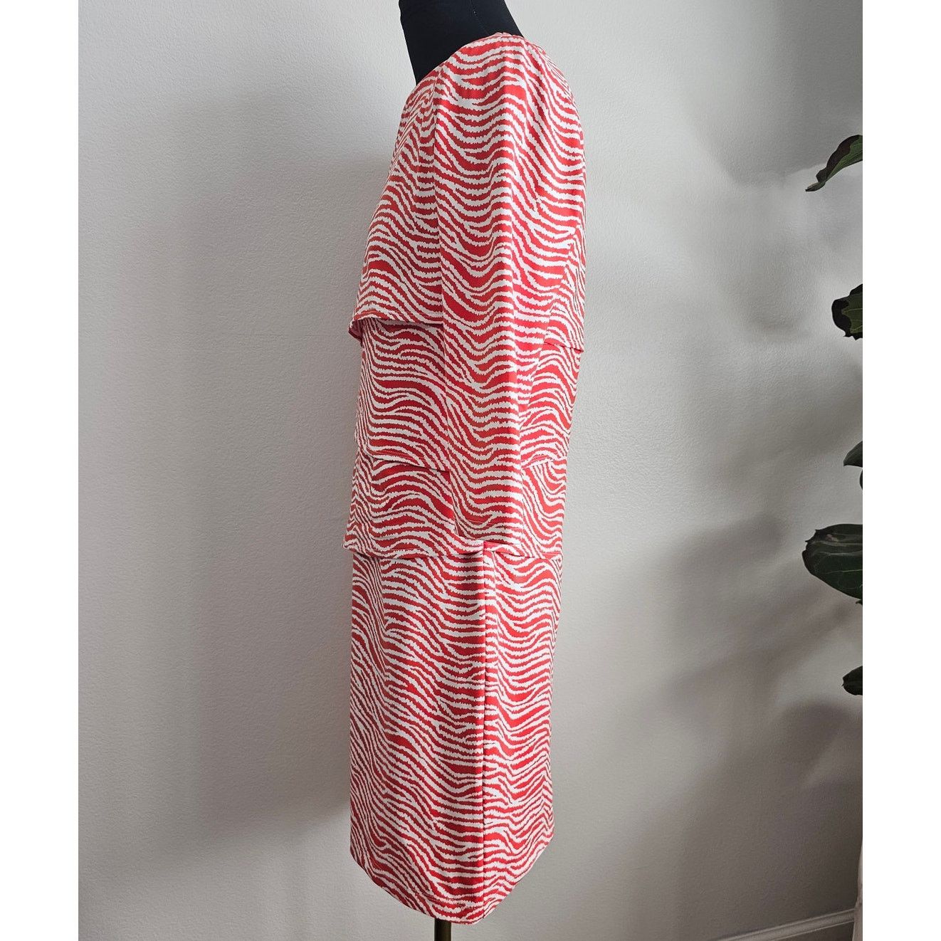 J.McLaughlin EUC J. McLaughlin Nicola Catalina Cloth Dress 3/4 Sleeves M Size M / US 6-8 / IT 42-44 - 2 Thumbnail